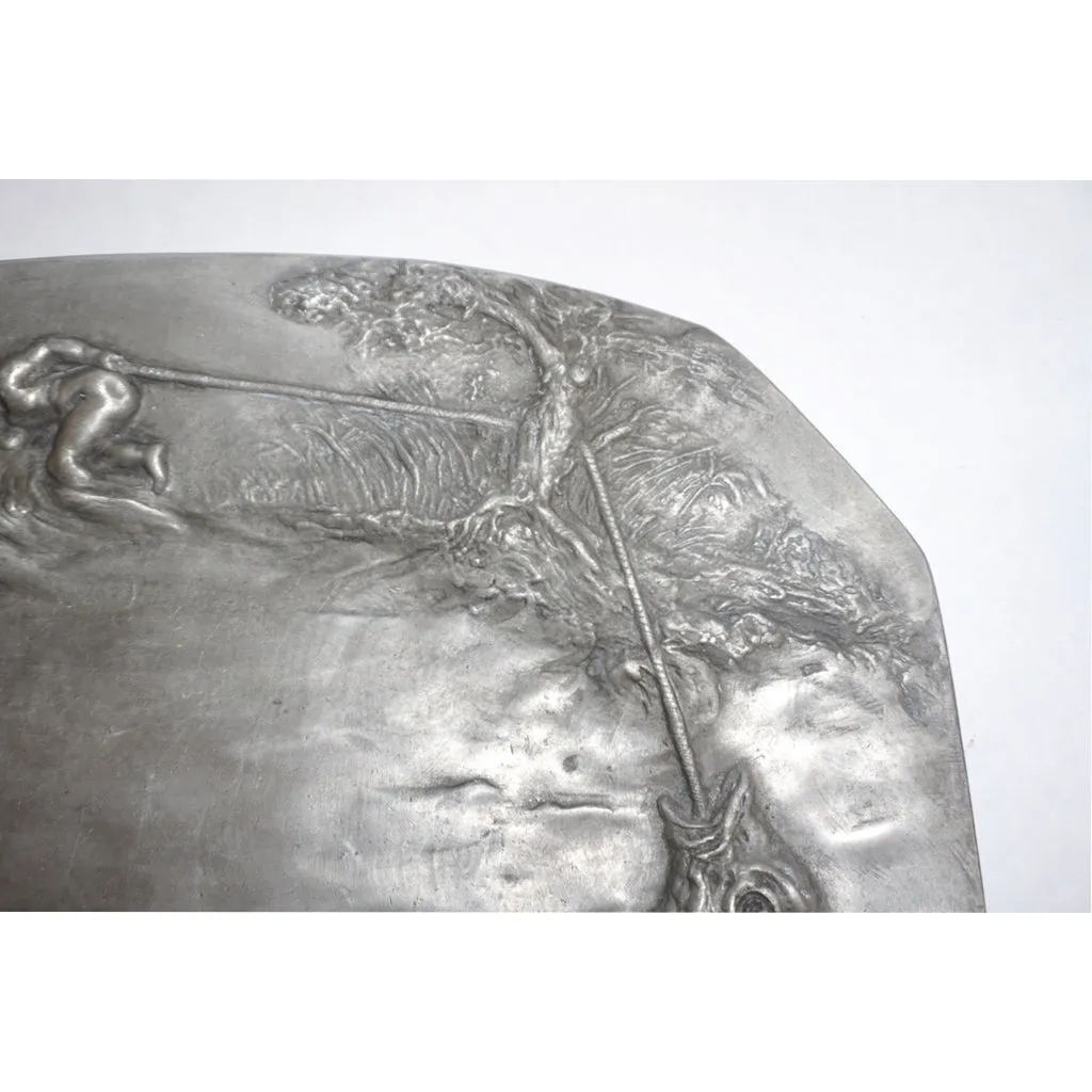 1900s French Art Nouveau Sculpted Pewter Dish with Fishing Putti in Relief