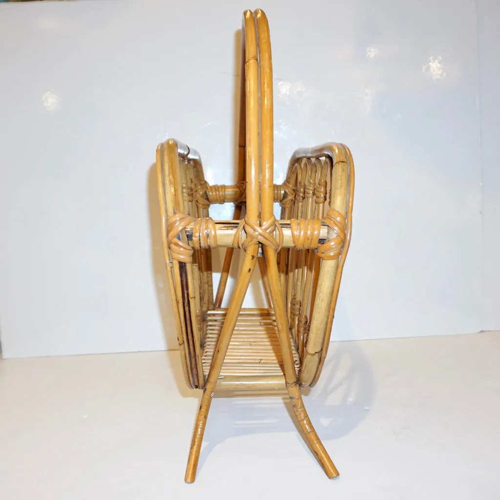 1960s Italian Vintage Mid-Century Modern Natural Rattan Wicker Magazine Holder