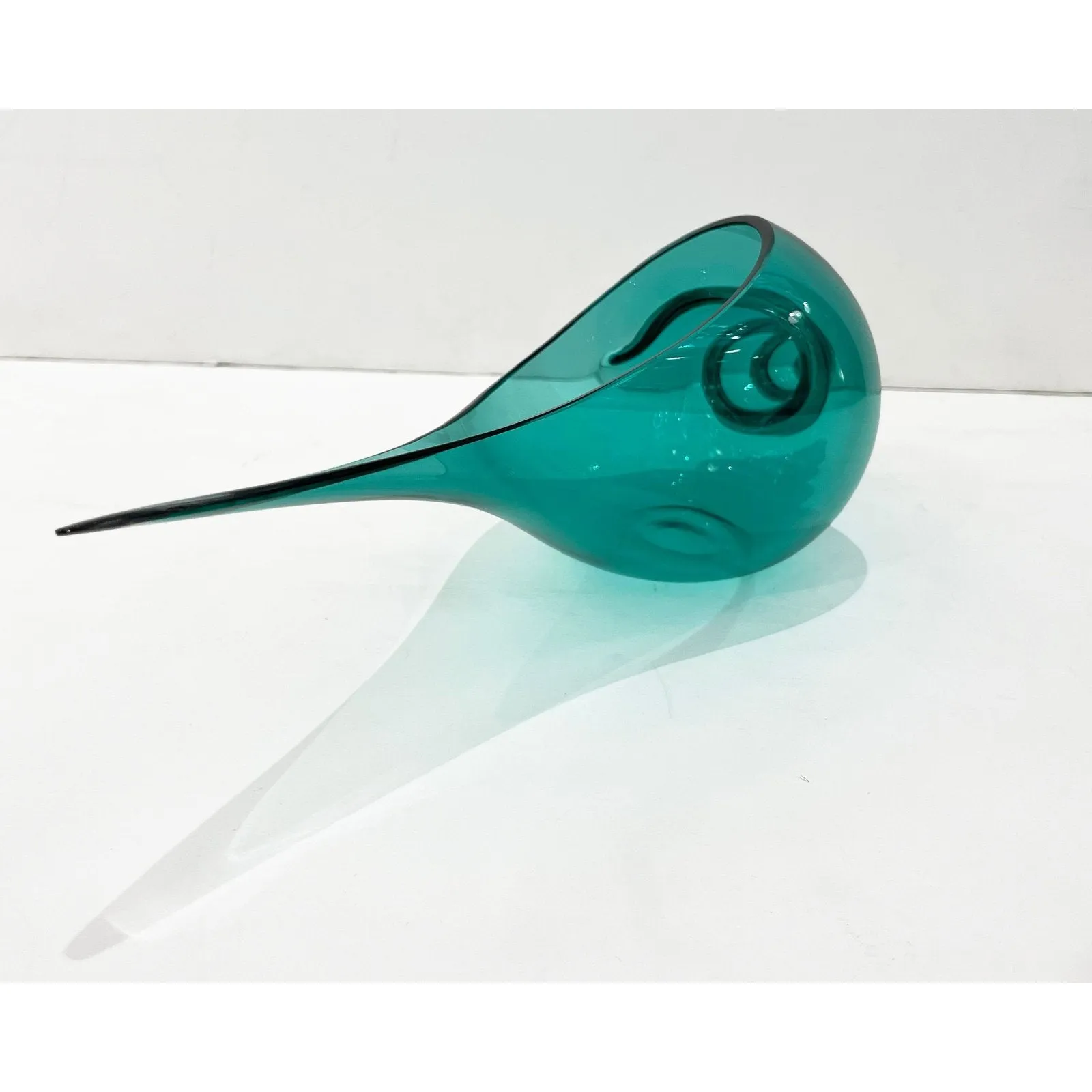 1980 Romano Don Italian Modern Aqua Turquoise Murano Art Glass Spire Shell Bowl
