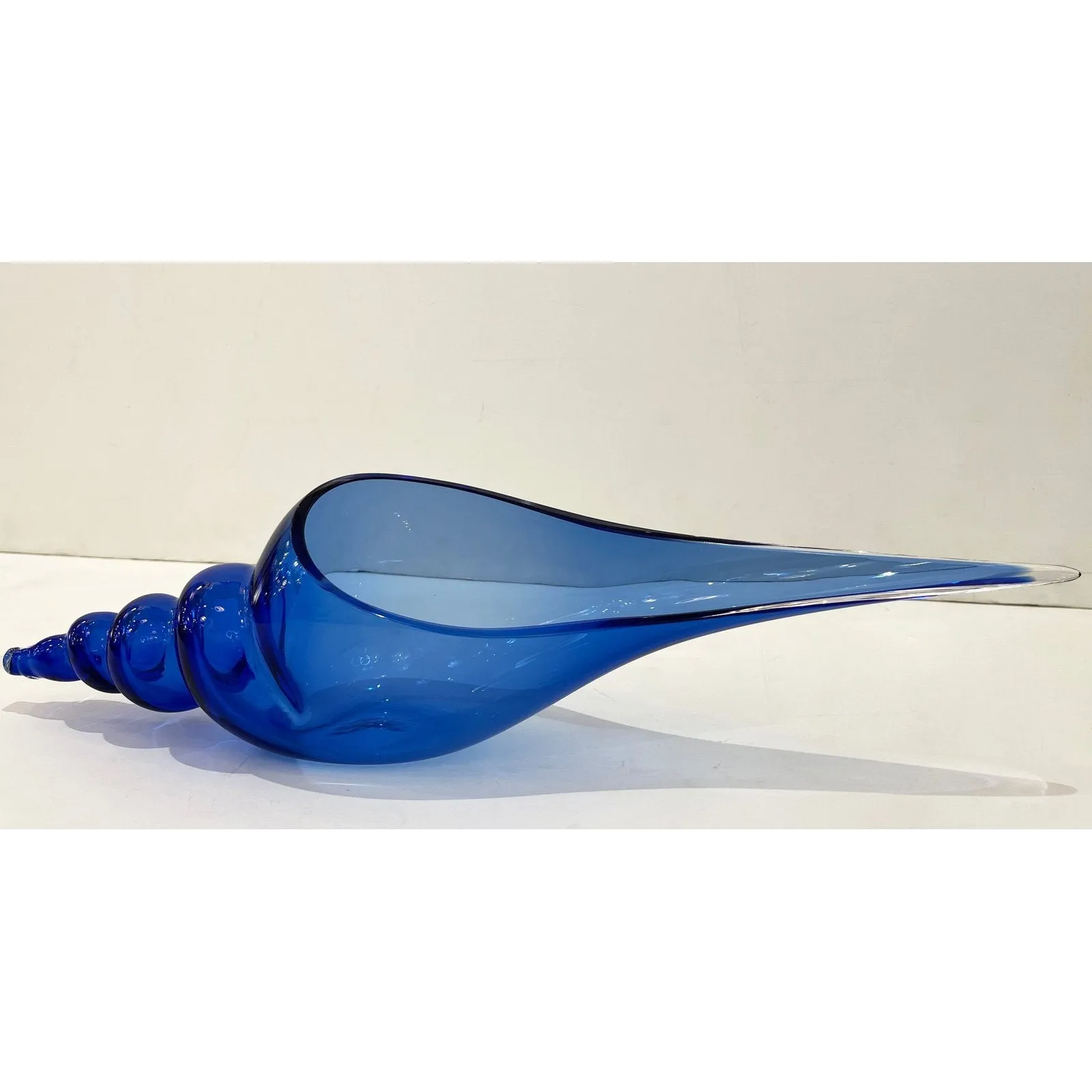 1980 Romano Don Italian Modern Cobalt Blue Murano Art Glass Spire Shell Bowl 