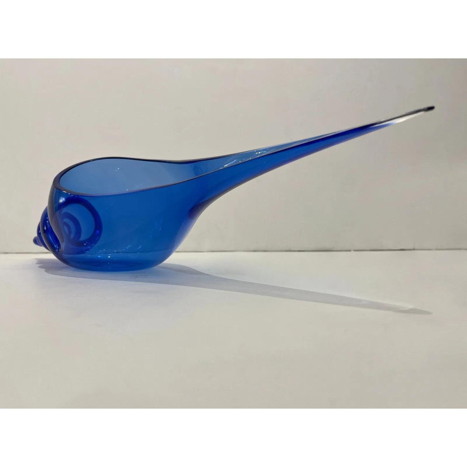 1980 Romano Don Italian Modern Cobalt Blue Murano Art Glass Spire Shell Bowl