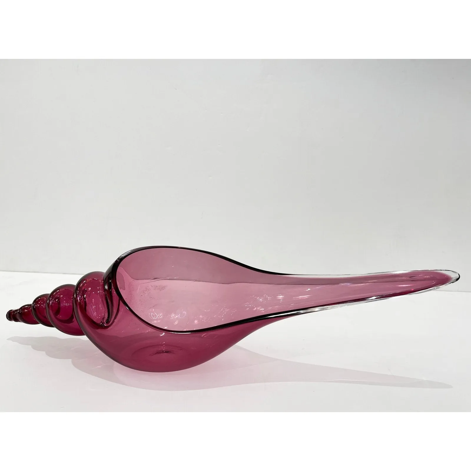 1980 Romano Don Italian Modern Fuchsia Coral  Murano Art Glass Spire Shell Bowl 