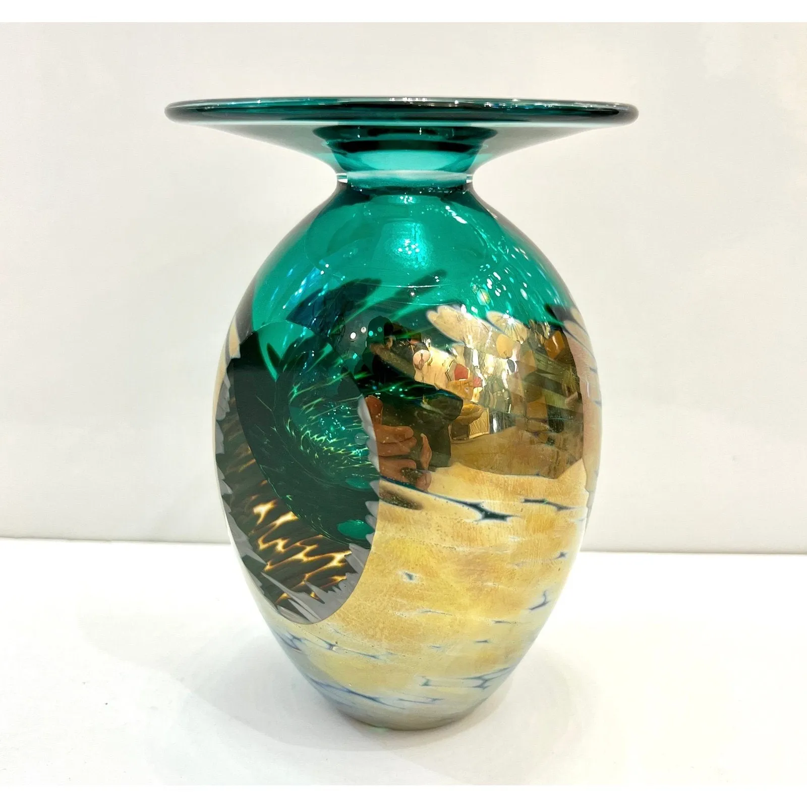 1991 Italian Murano Art Glass Green Gold Sommerso Single Flower Oval Vase