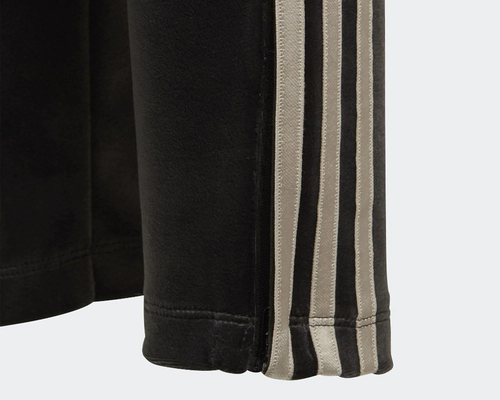adidas Zbrs Nike Clothing
