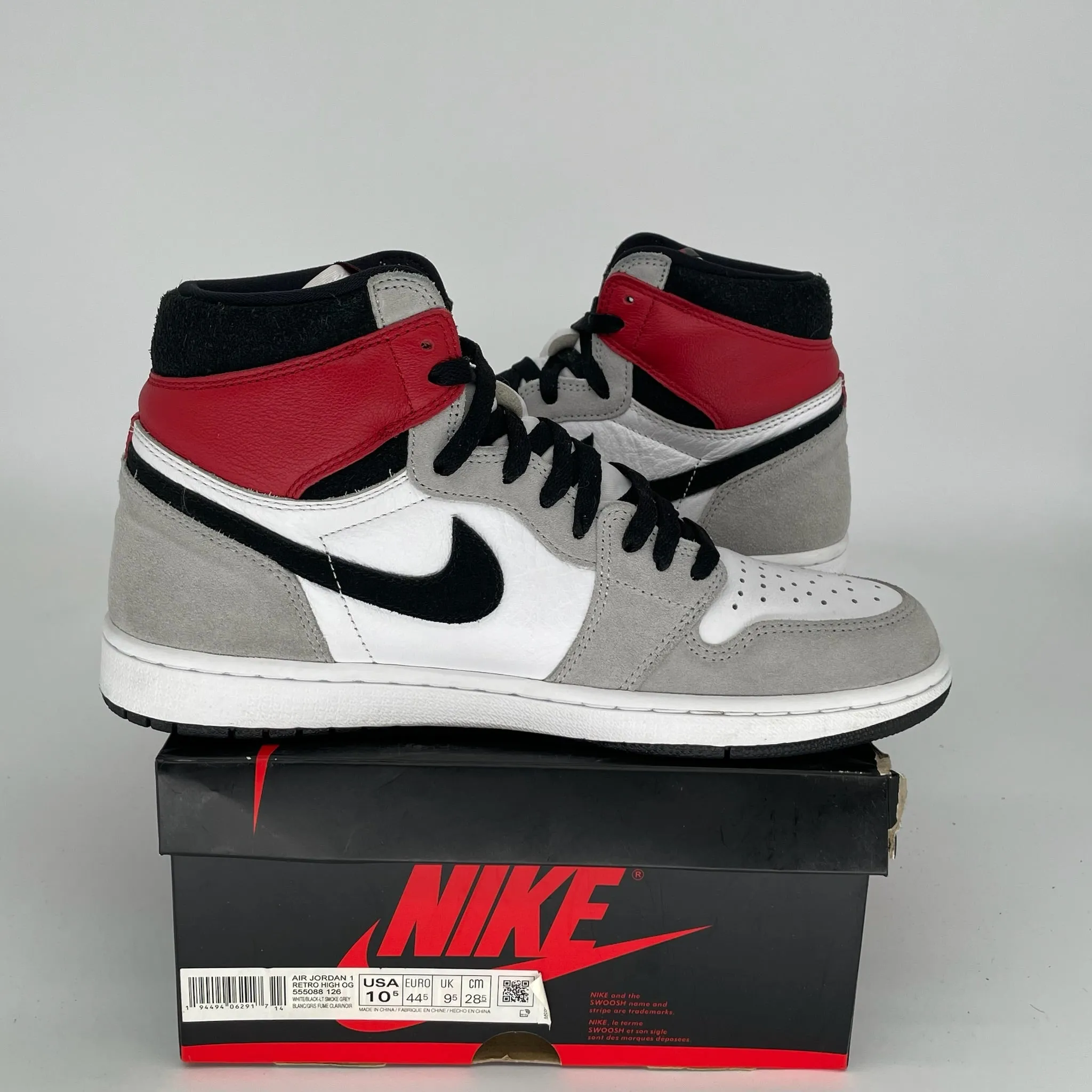 AIR JORDAN 1 LIGHT SMOKE GREY SIZE 10.5 555088-126
