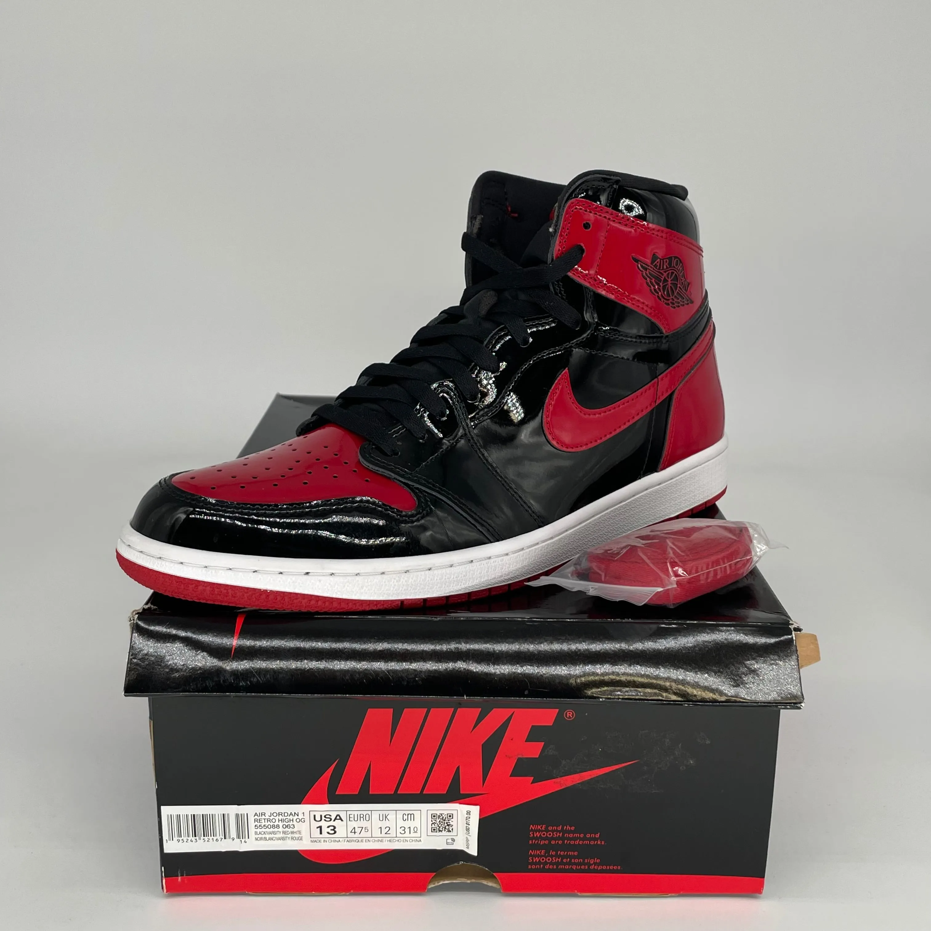 AIR JORDAN 1 PATENT BRED SIZE 13 555088-063