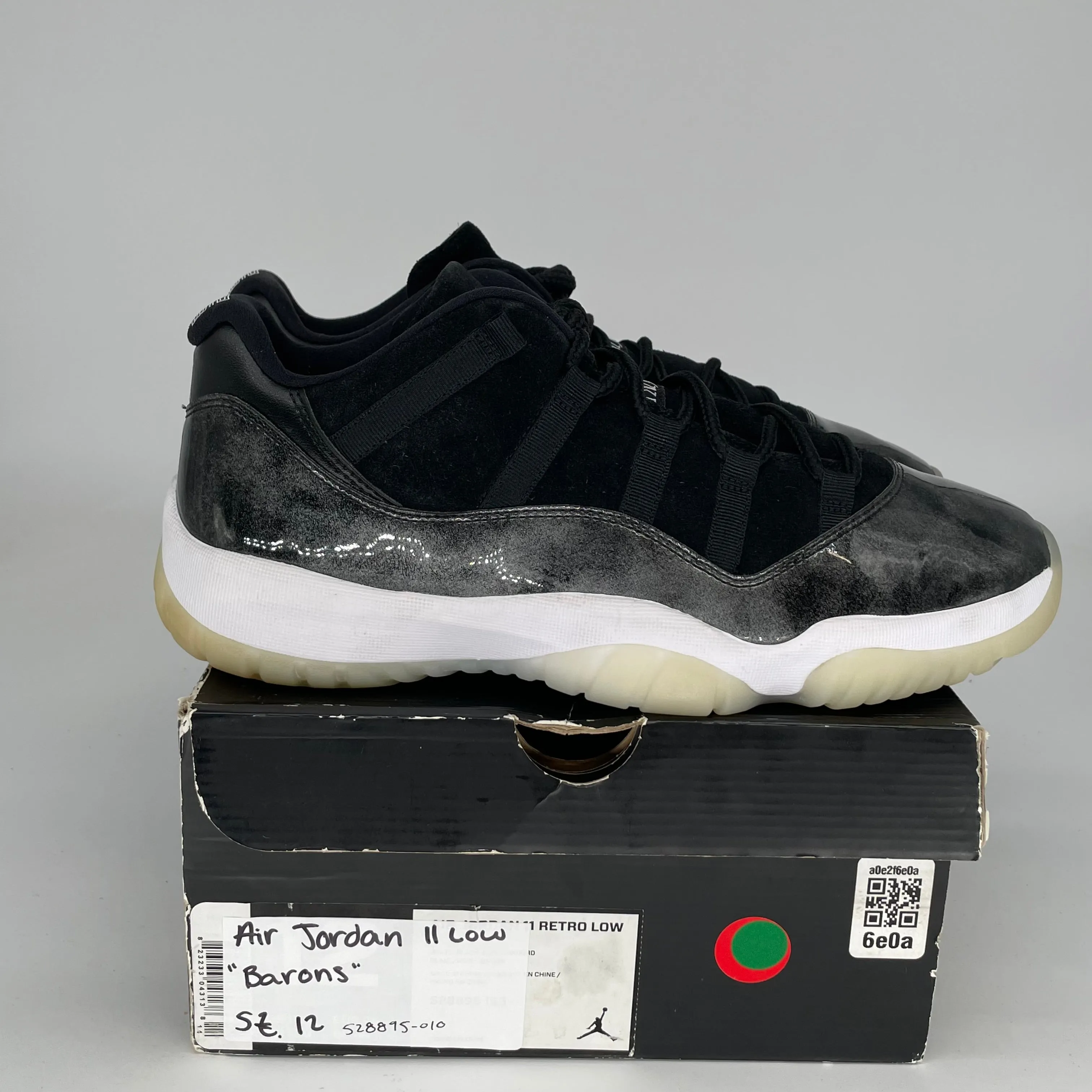 AIR JORDAN 11 LOW BARONS SIZE 12 528895-010