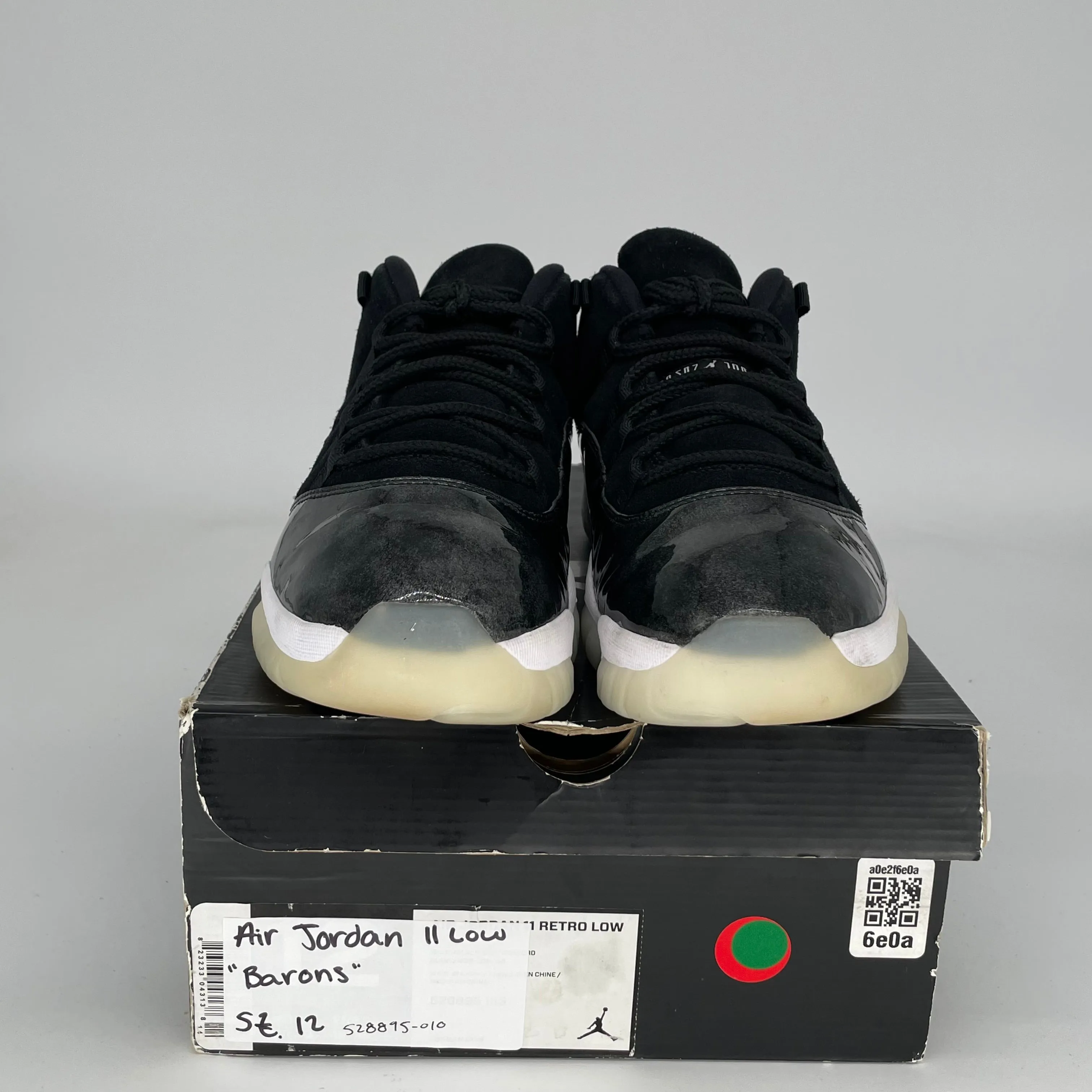 AIR JORDAN 11 LOW BARONS SIZE 12 528895-010