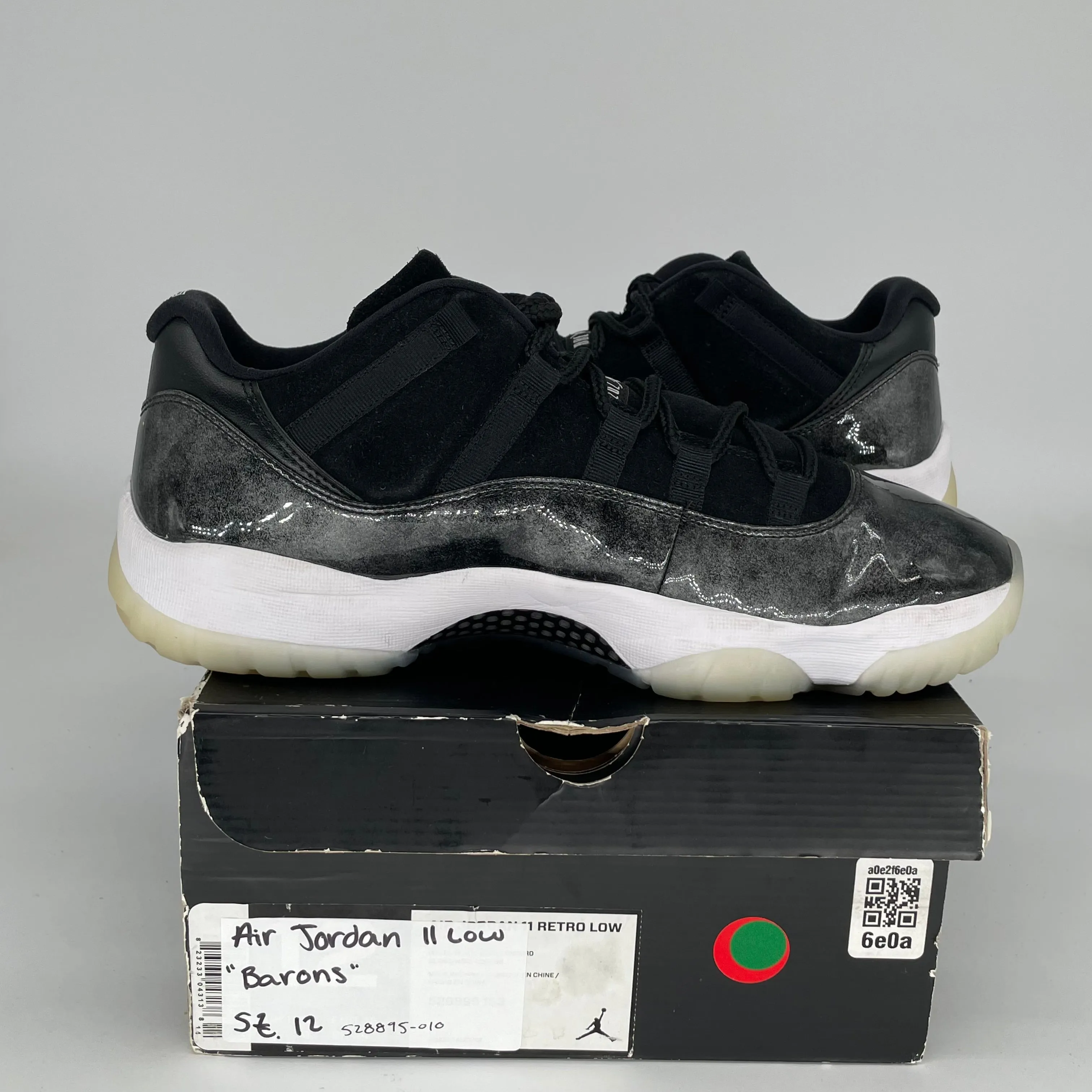 AIR JORDAN 11 LOW BARONS SIZE 12 528895-010