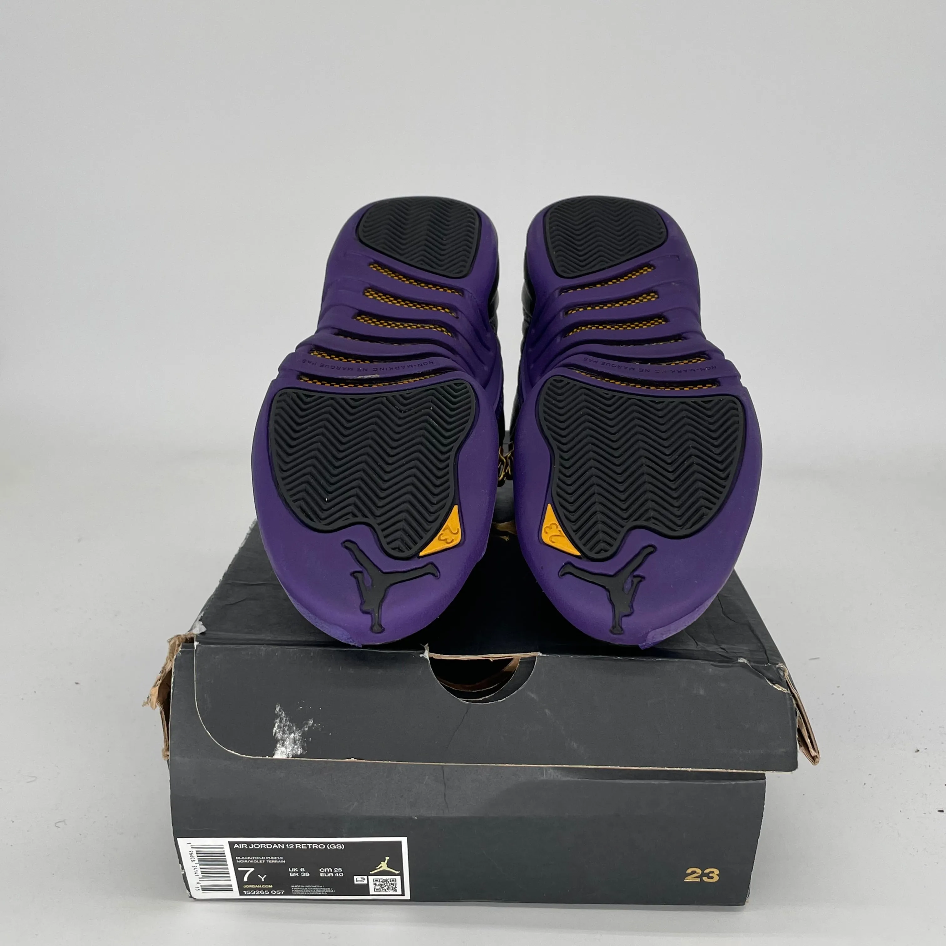 AIR JORDAN 12 FIELD PURPLE SIZE 7Y 153265-057