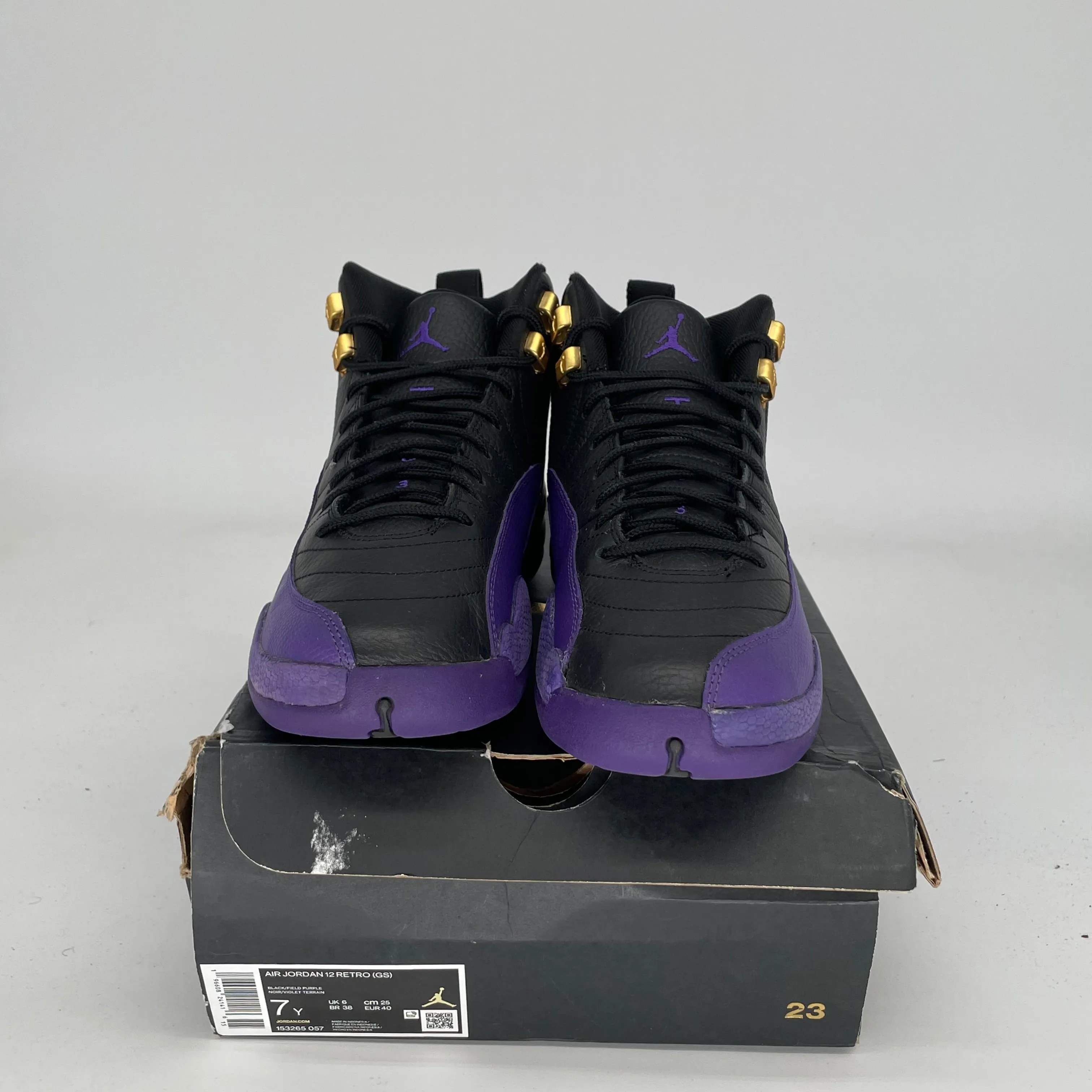 AIR JORDAN 12 FIELD PURPLE SIZE 7Y 153265-057