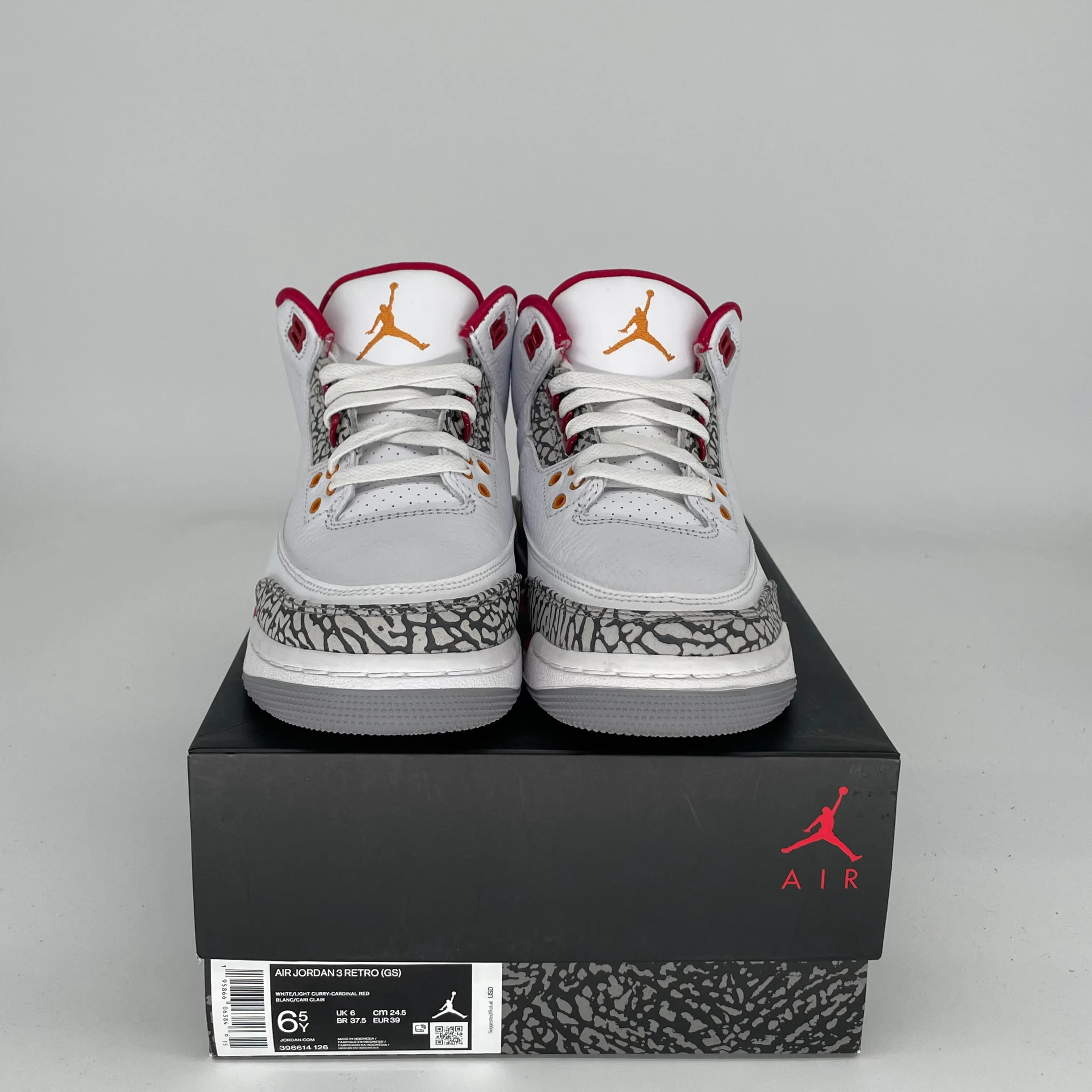 AIR JORDAN 3 CARDINAL SIZE 6.5Y 398614-126