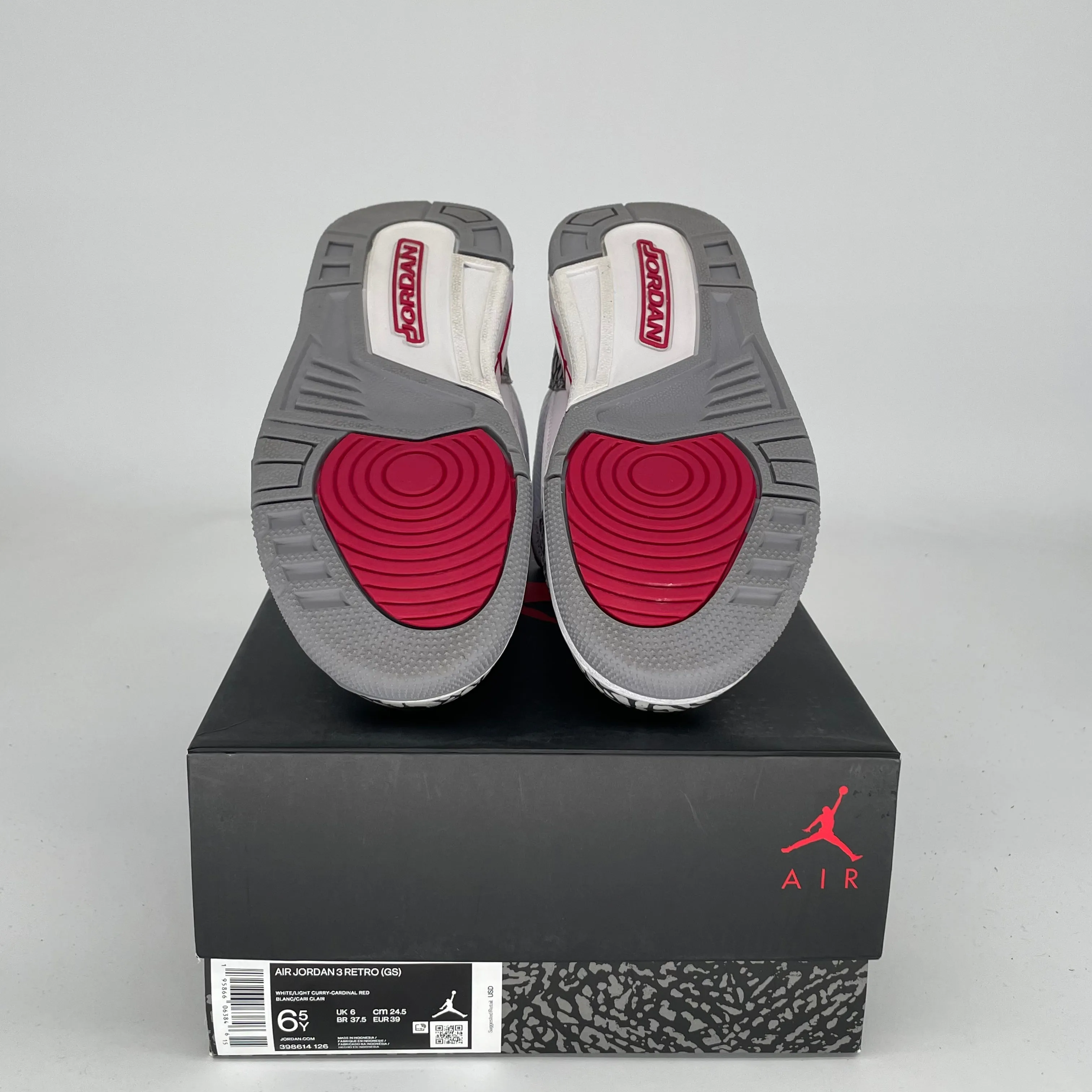 AIR JORDAN 3 CARDINAL SIZE 6.5Y 398614-126