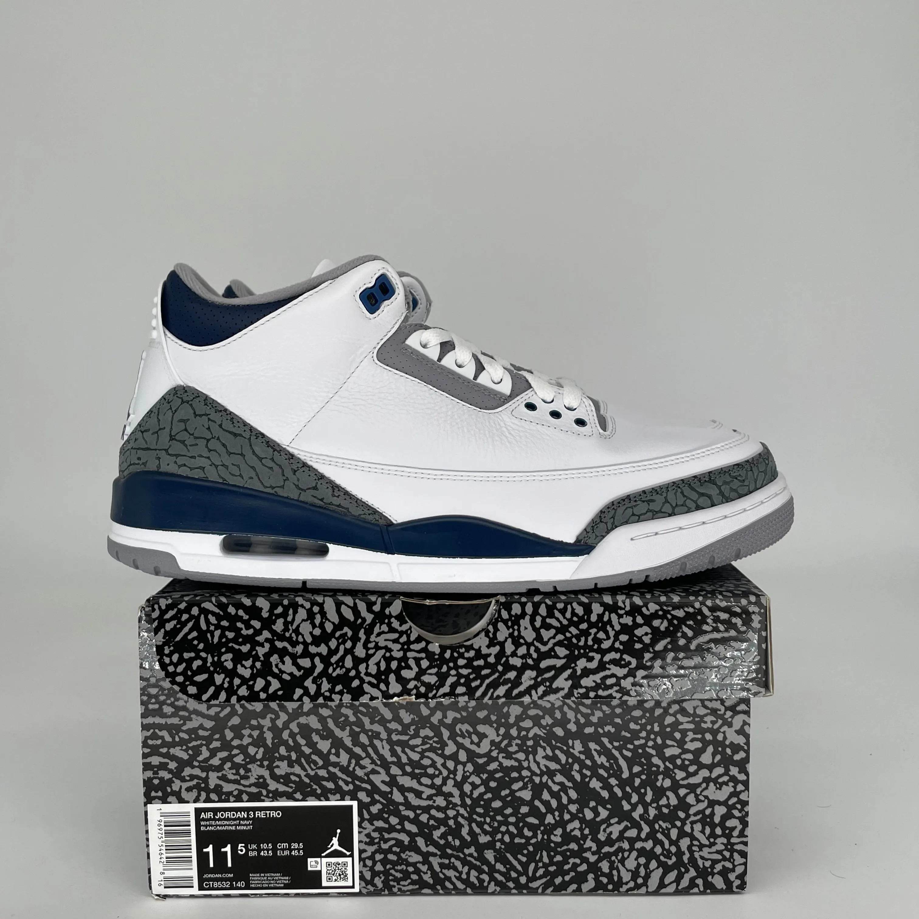 AIR JORDAN 3 MIDNIGHT NAVY SIZE 11.5 CT8532-140