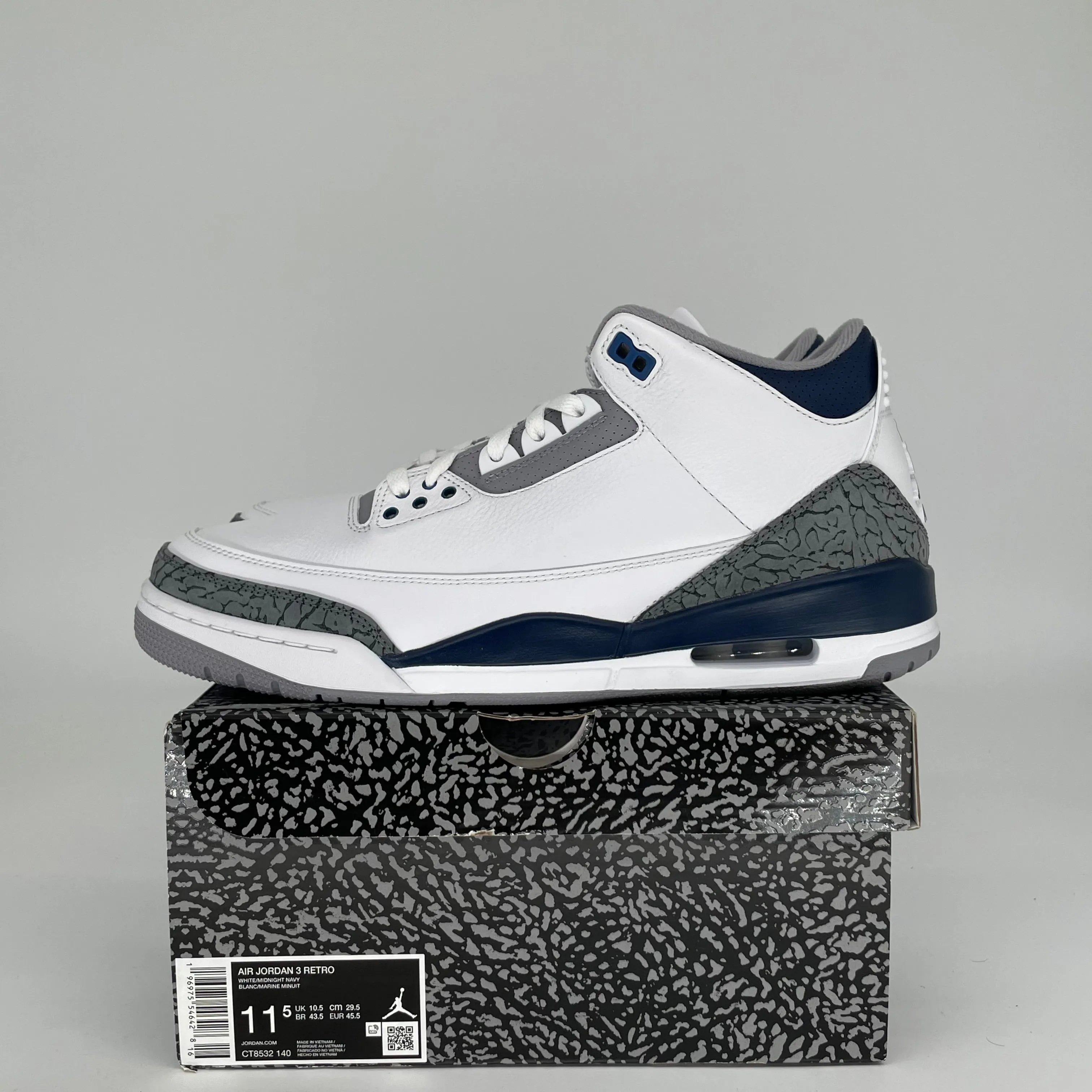 AIR JORDAN 3 MIDNIGHT NAVY SIZE 11.5 CT8532-140