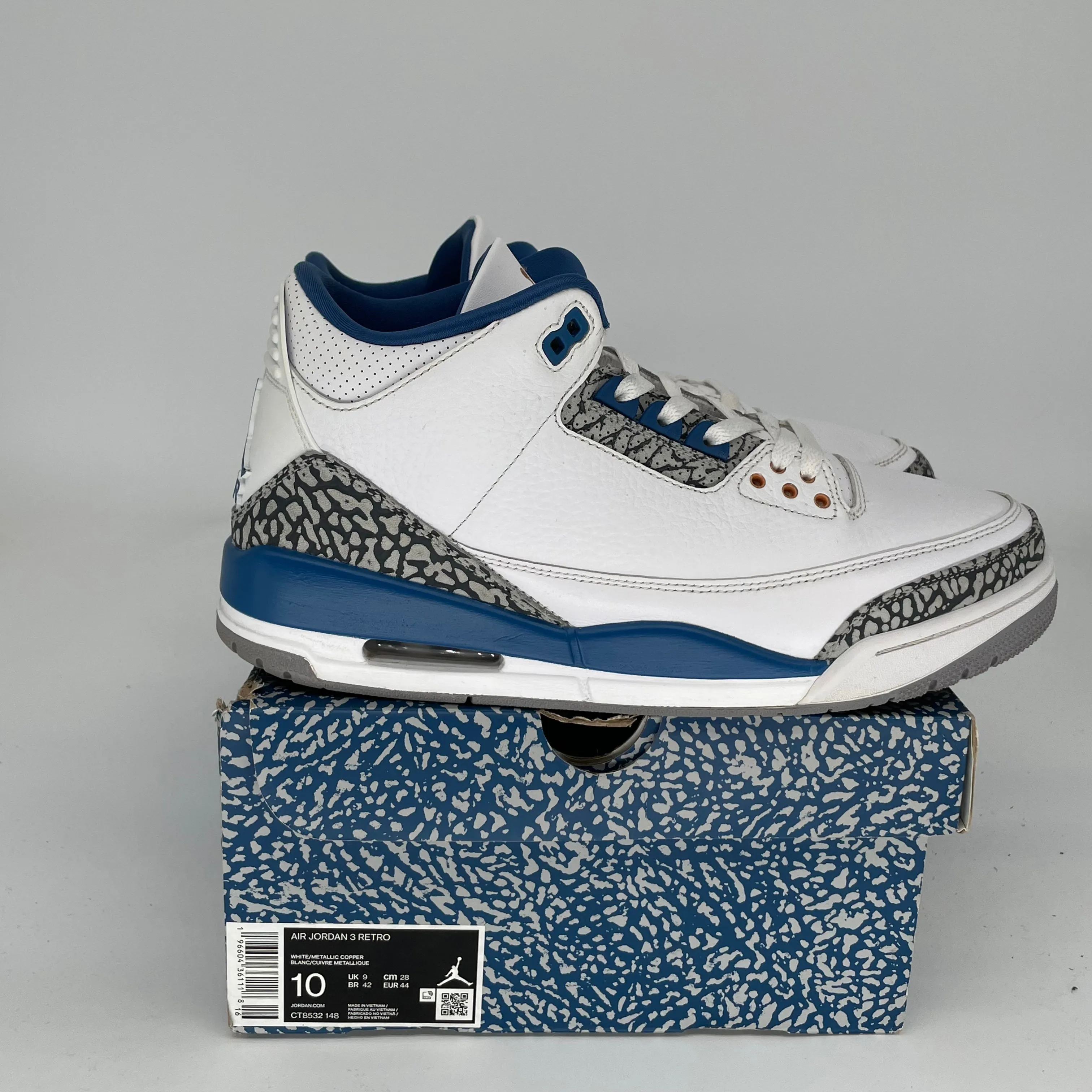 AIR JORDAN 3 WIZARDS SIZE 10 CT8532-148