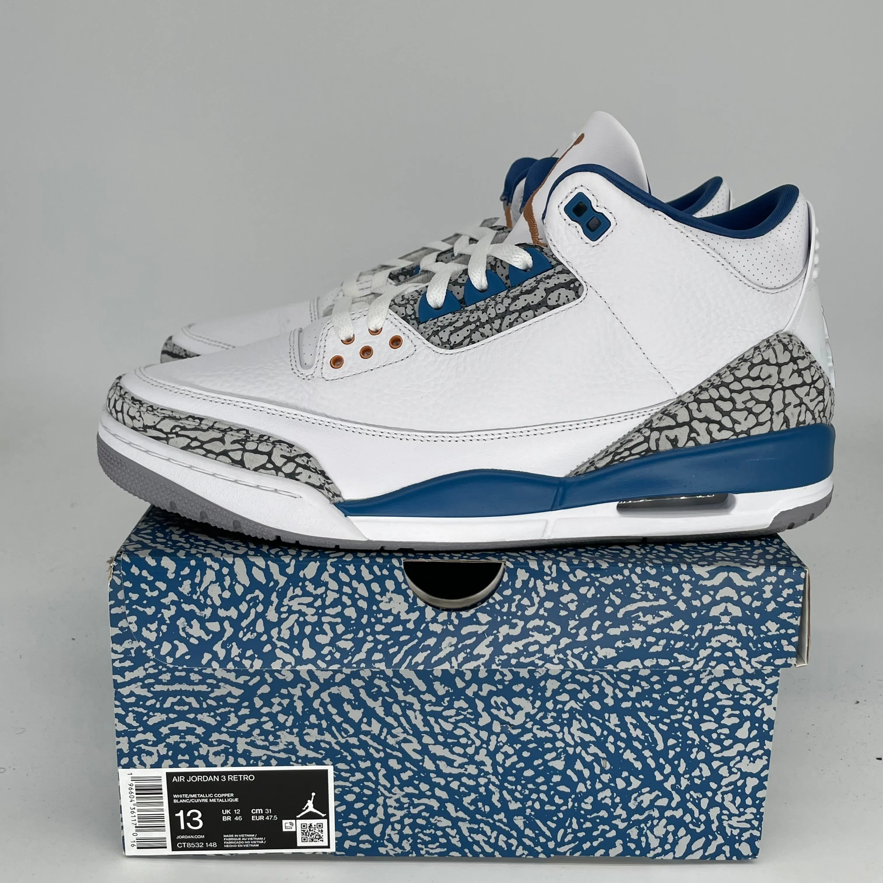 AIR JORDAN 3 WIZARDS SIZE 13 CT8532-148