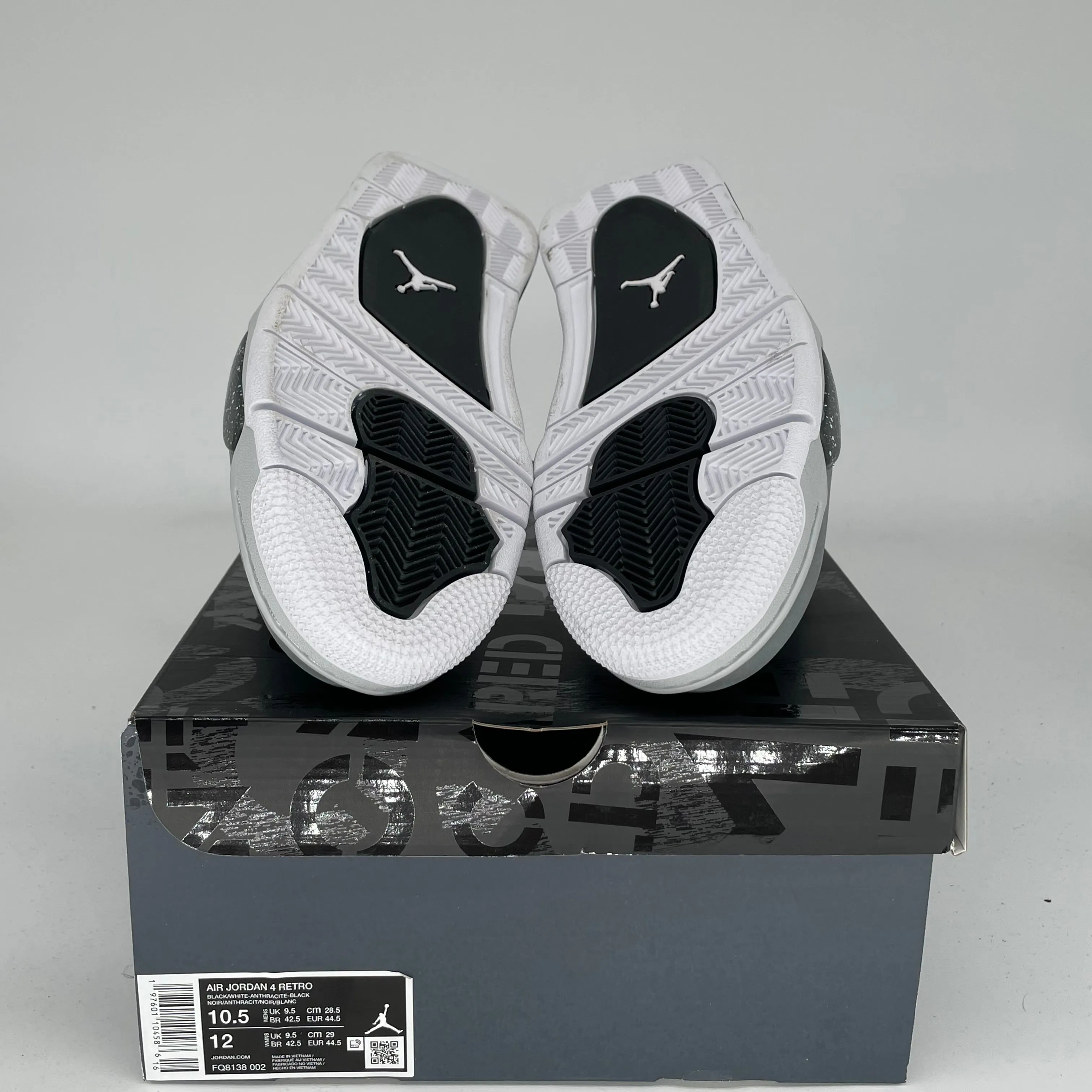 AIR JORDAN 4 FEAR SIZE 10.5 FQ8138-002