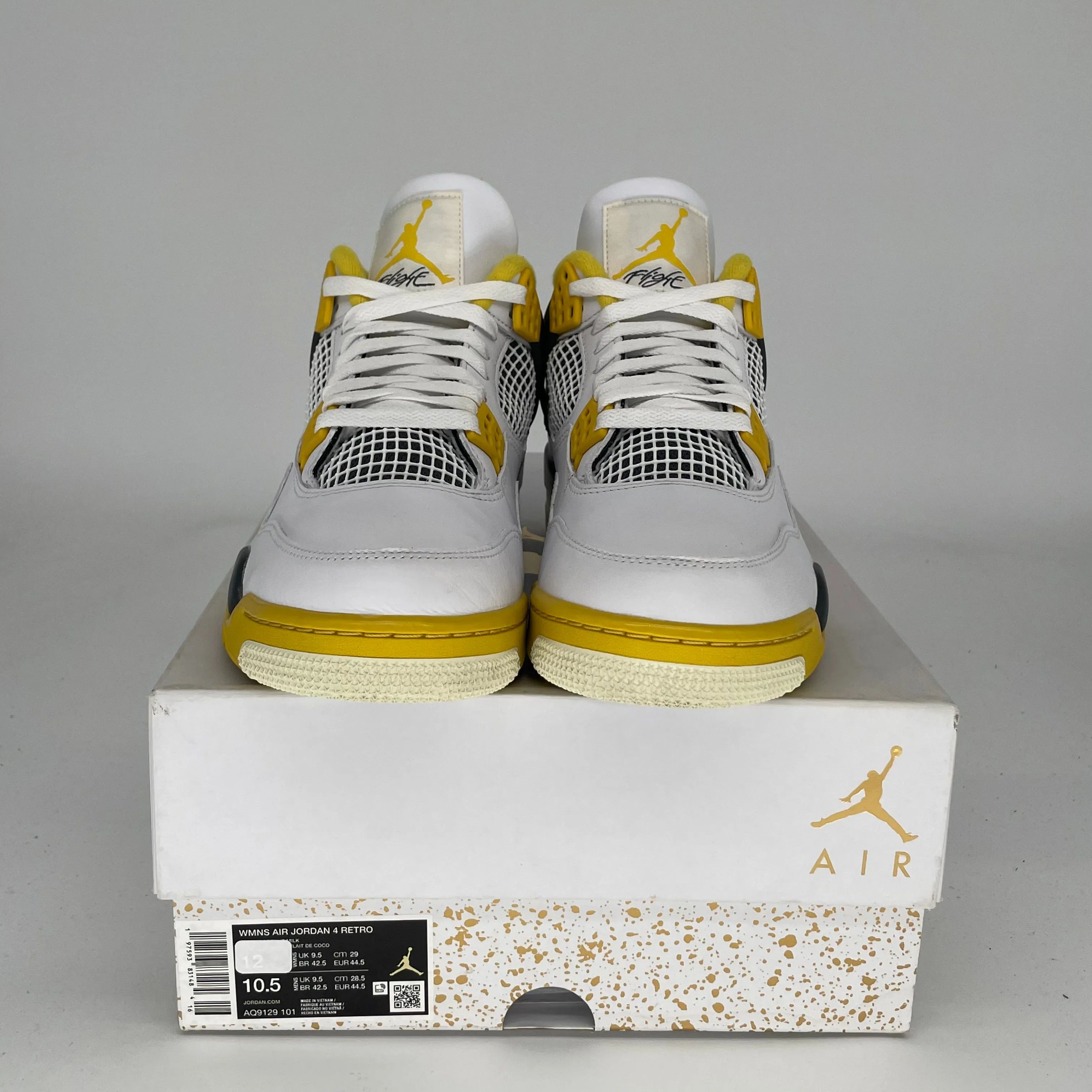AIR JORDAN 4 VIVID SULFUR W SIZE 10.5/12W AQ9129-101