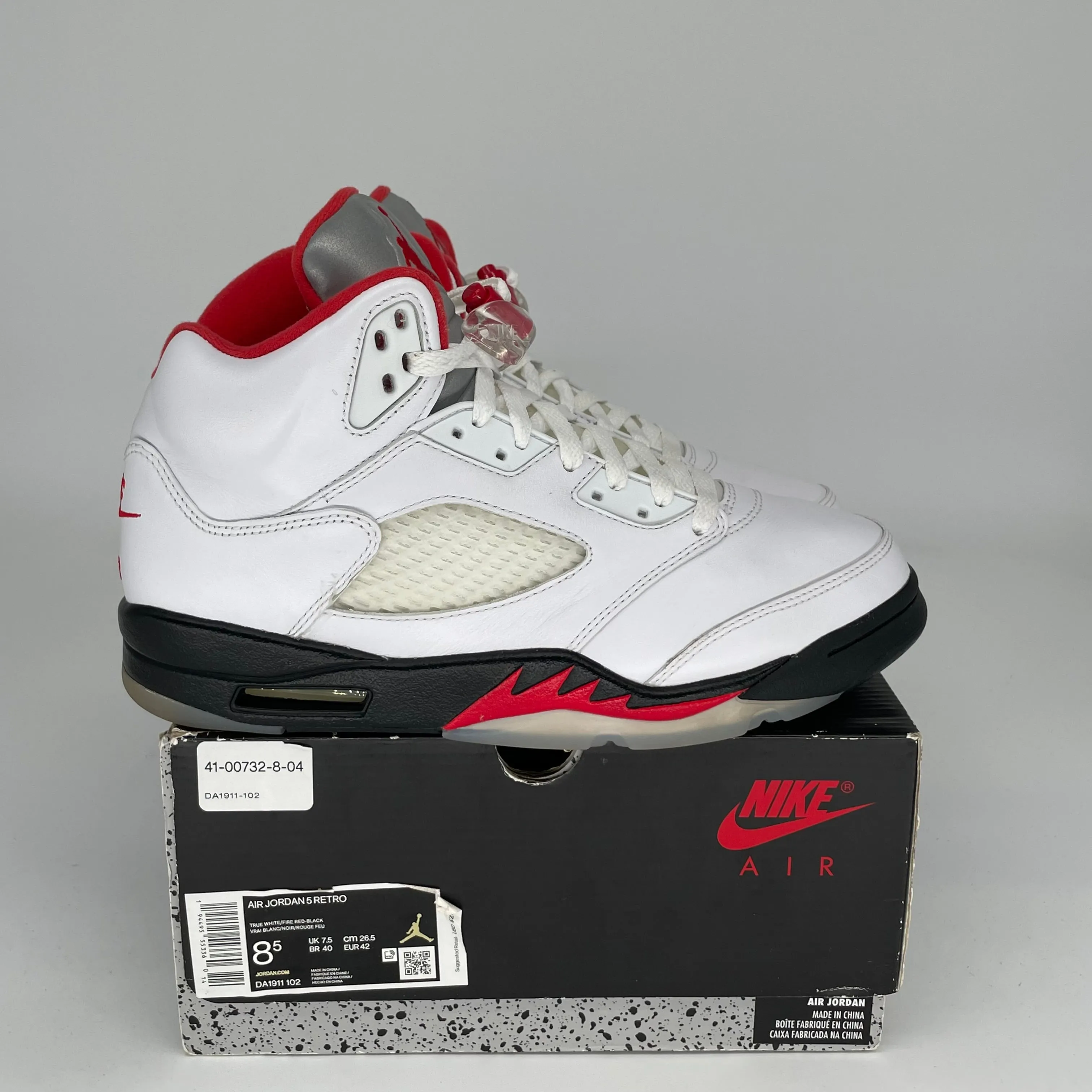 AIR JORDAN 5 FIRE RED SIZE 8.5 DA1911-102