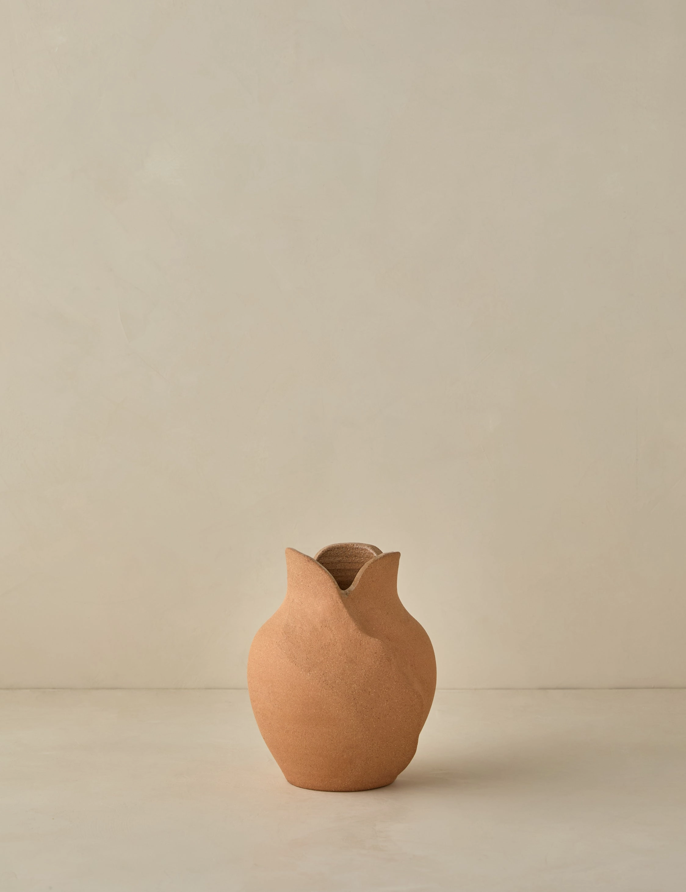 Amelia Vase by dum