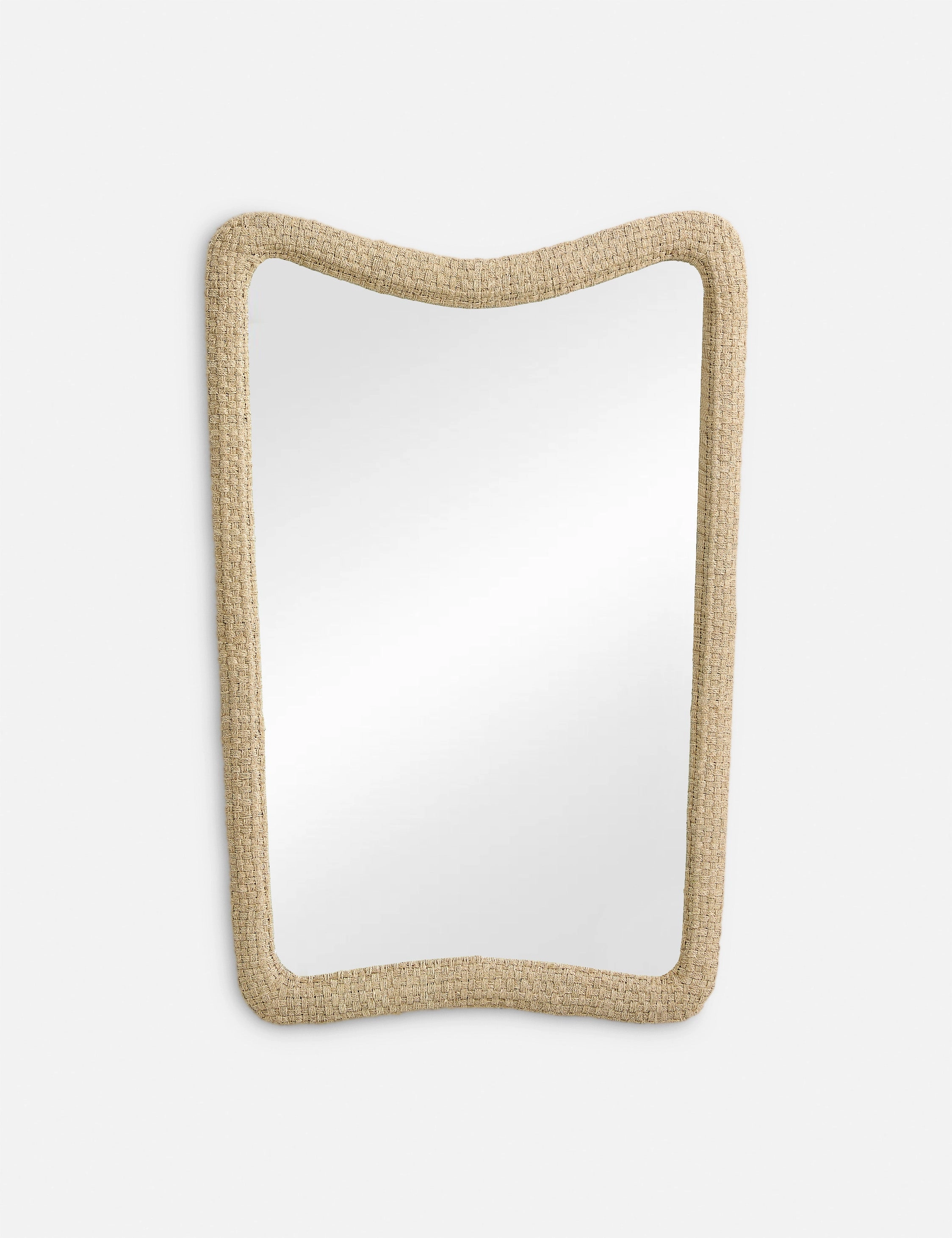 Anora Mirror