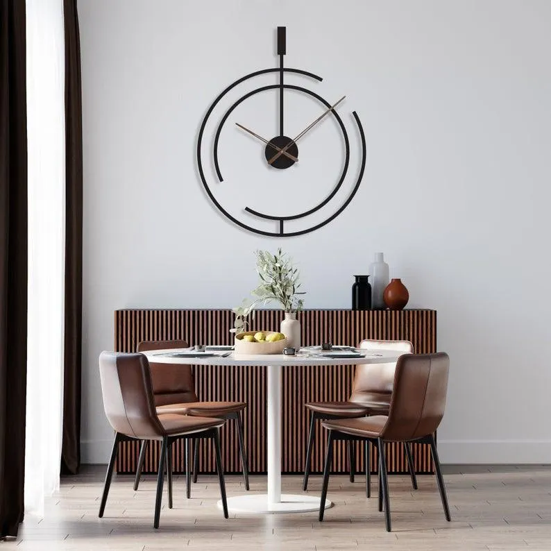 Attractive wall clock