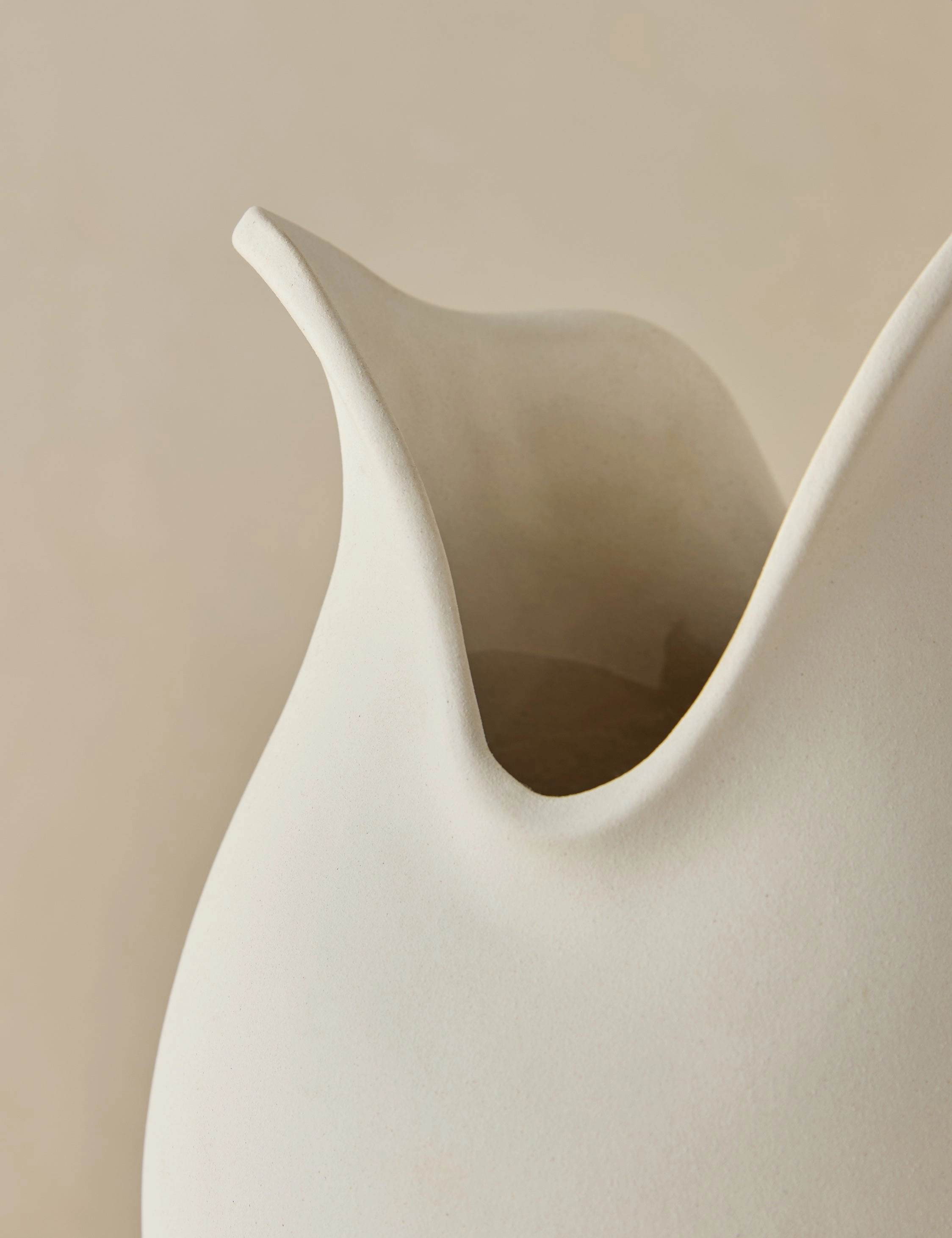 Avayah Vase