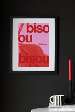 Bisou Art Print 