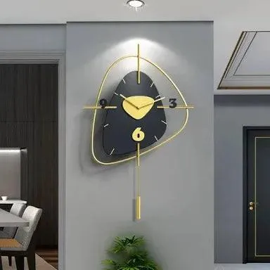 black daimond round   wall clock 