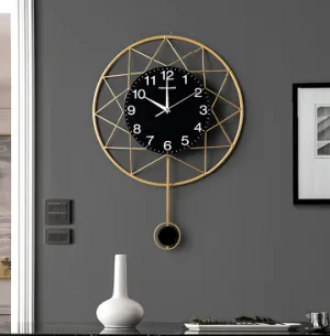 black daimond round   wall clock 