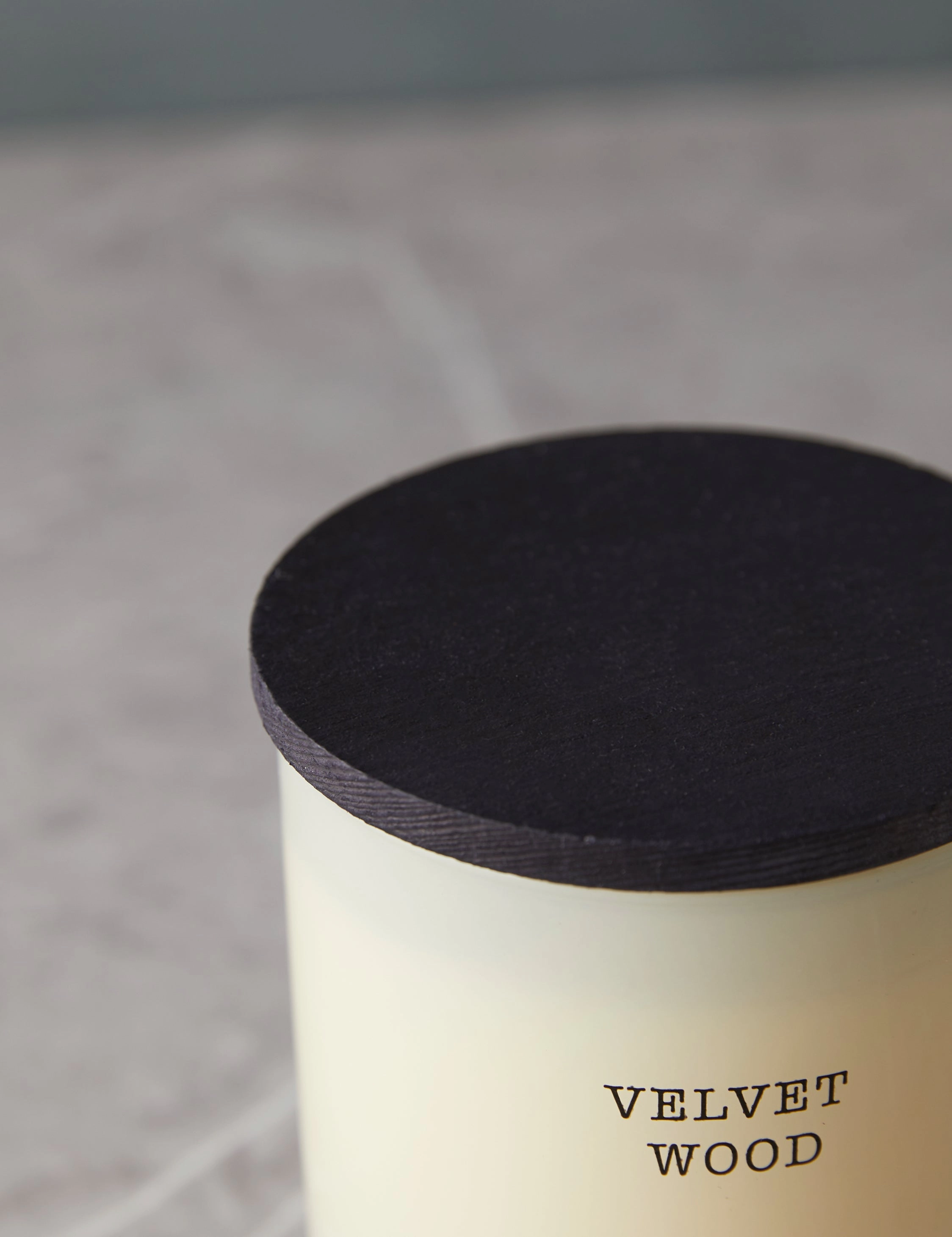 Boutique Fragrance by Cereria Molla