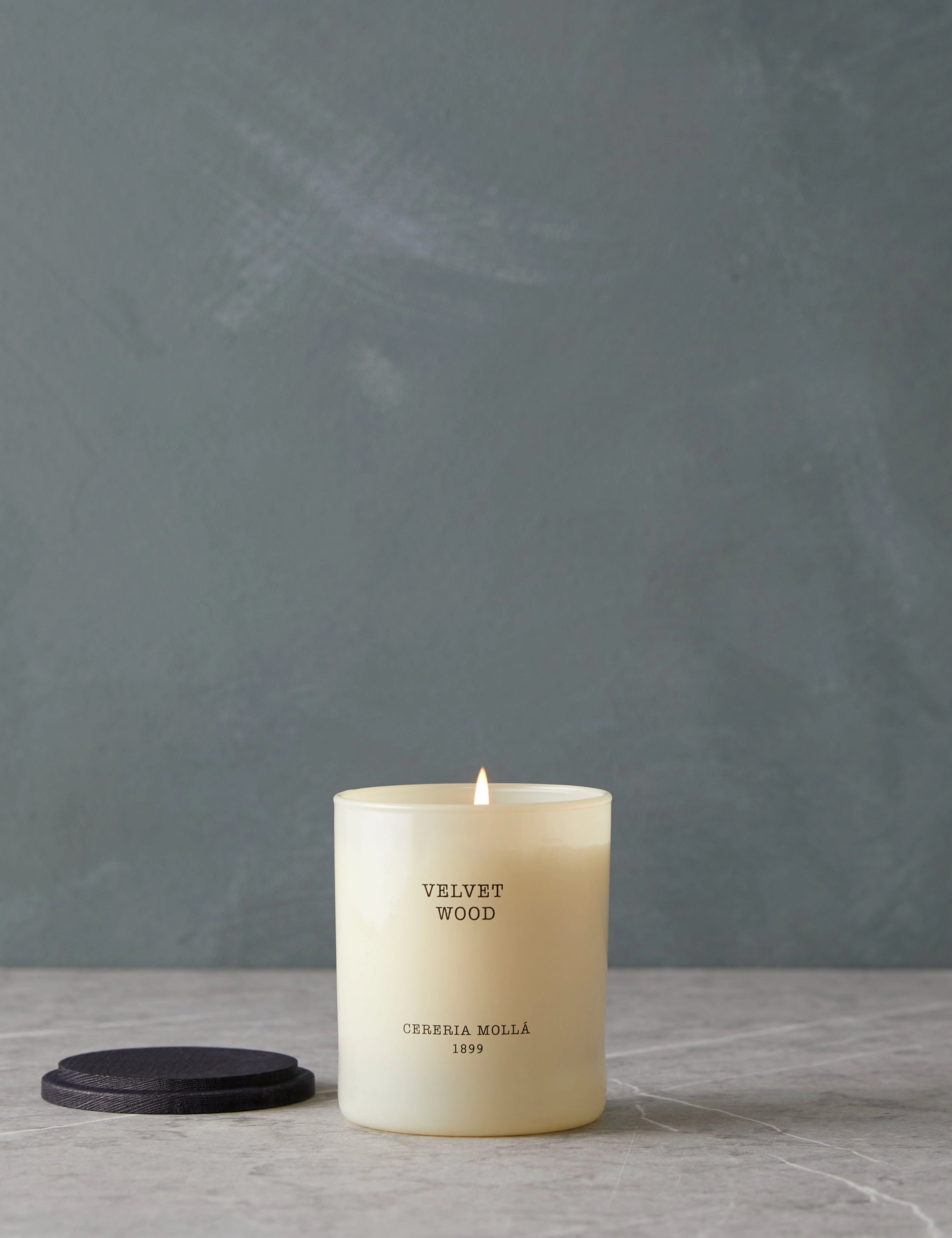 Boutique Fragrance by Cereria Molla