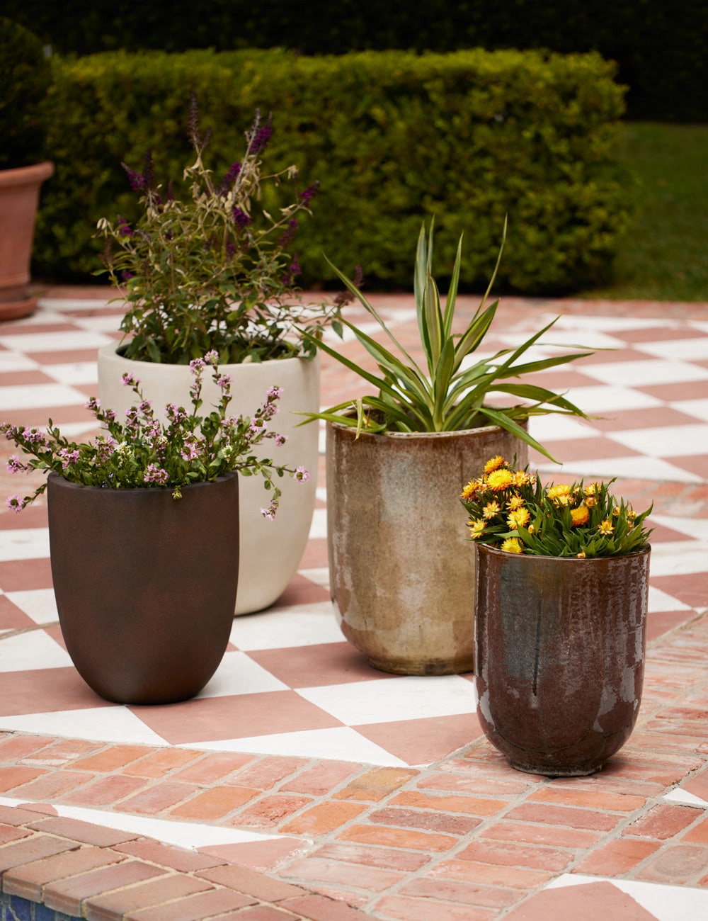 Bradford Planters by Campania International