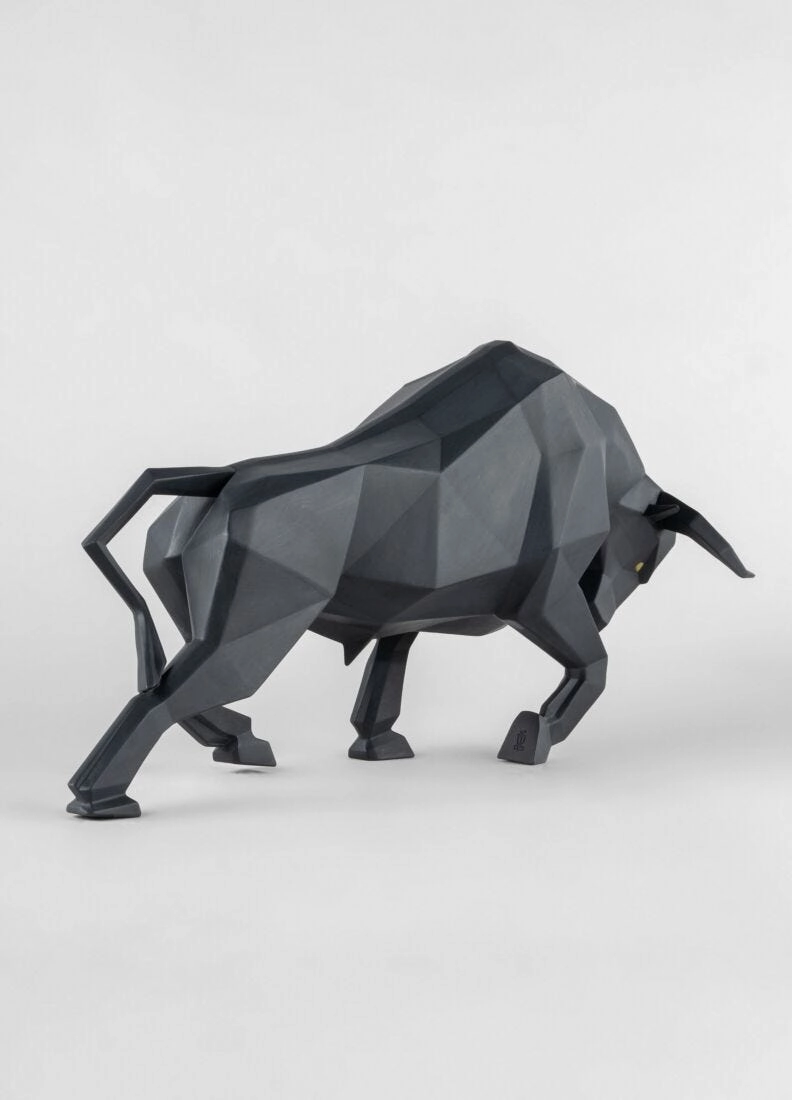 Bull Sculpture - Black matte