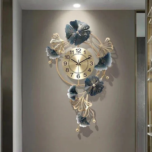 BUTTER THEAME WALL CLOCK