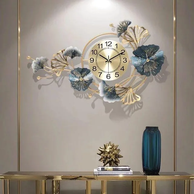 BUTTER THEAME WALL CLOCK 