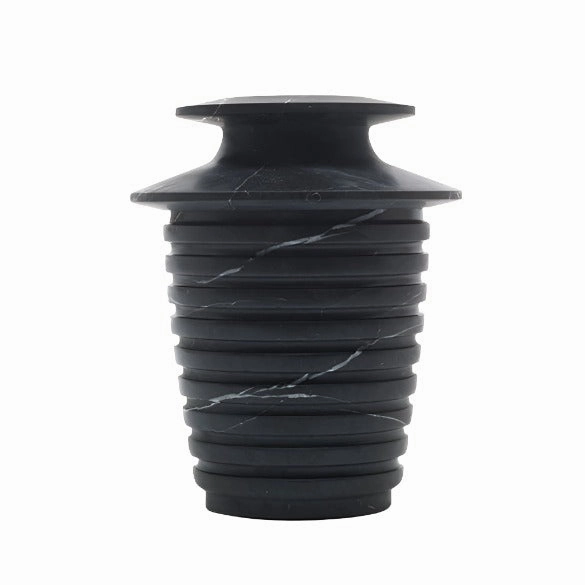 Capua Vase 