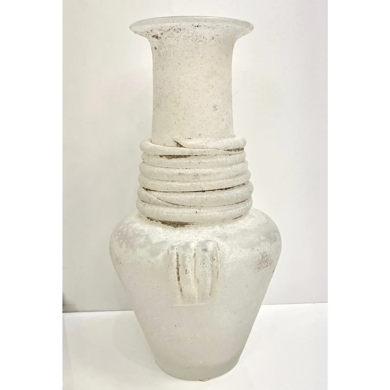 Cenedese 1950s Mid-Century Modern Italian White Scavo Murano Glass Round Vase