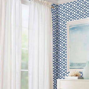 Chinois Lattice Navy Wallpaper 