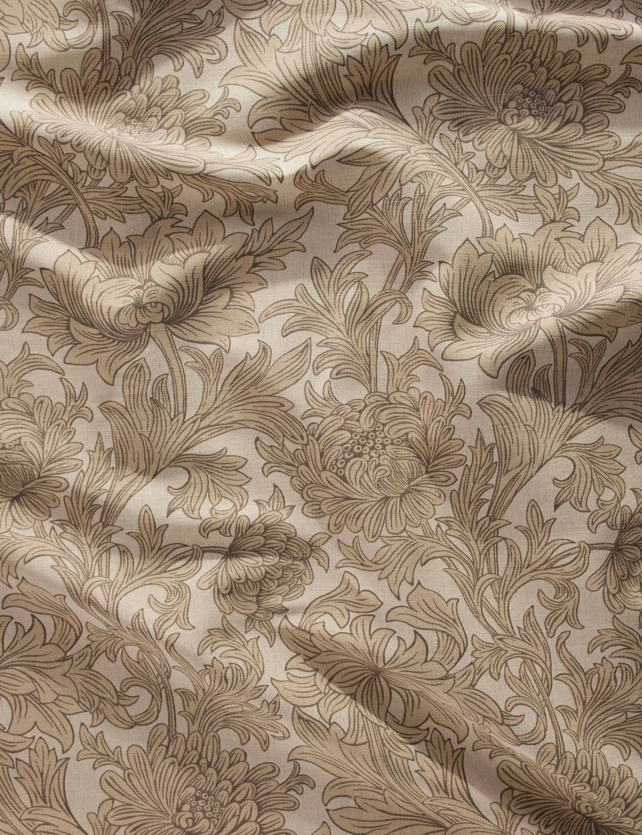 Chrysanthemum Linen Blend Fabric by Morris & Co.