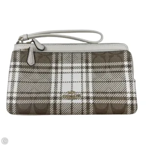 Coach Bags Double Corner Zip Tartan Wristlet Designer By Coach, Size: Large