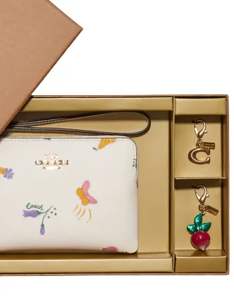 Coach Boxed Corner Zip Wristlet With Dreamy Veggie Print Coach Bags