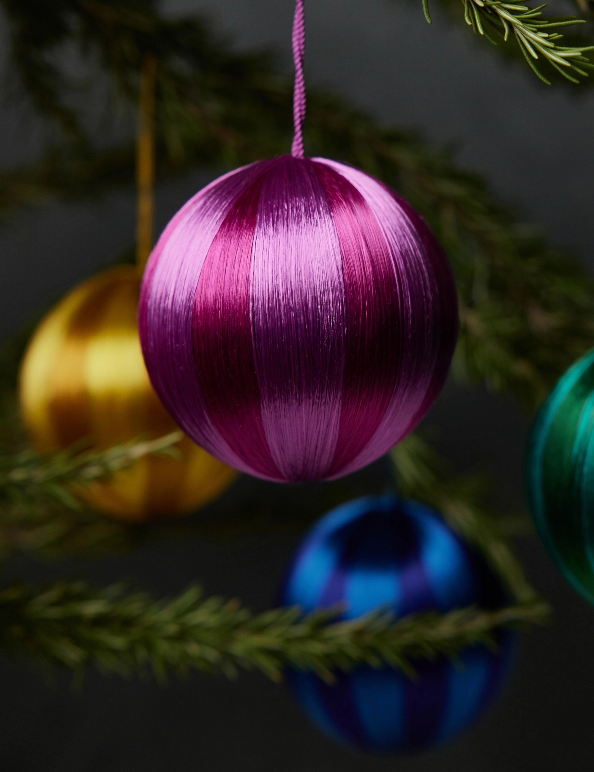 Cody Foster & Co Thread Ball Ornament, Large (Set of 5, Assorted)