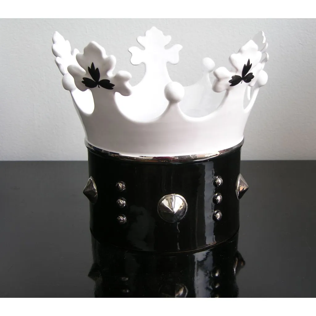 Contemporary Italian Enameled Black White Majolica Crown Bowl & Platinum Accents