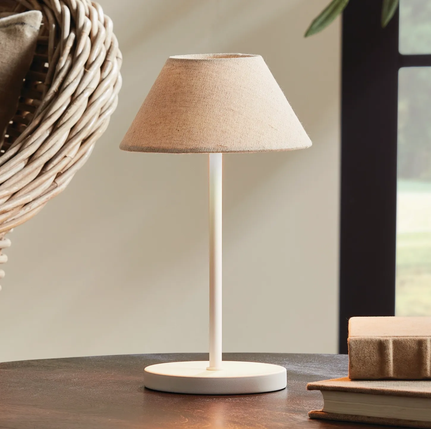 Cordless Portable Lamp