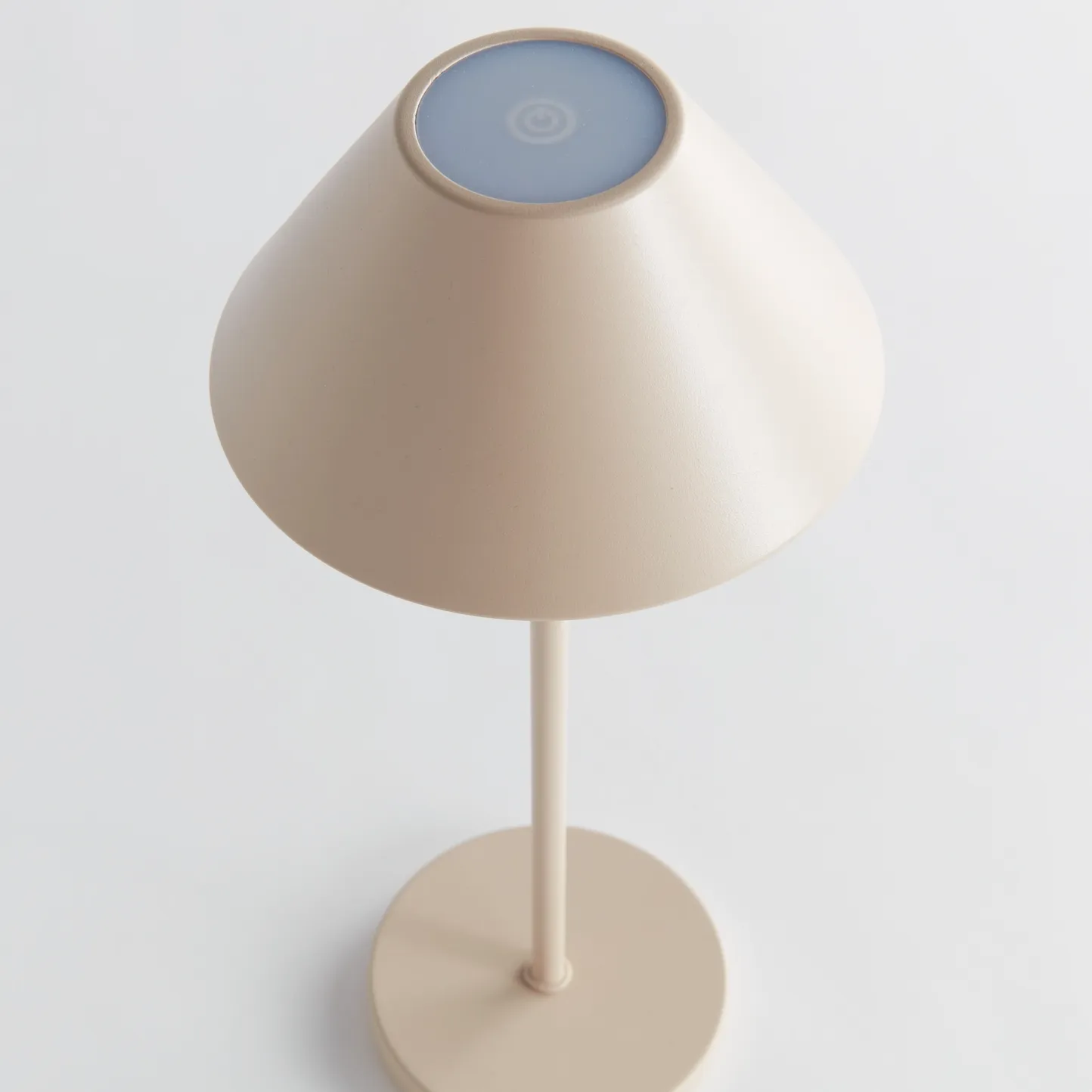 Cordless Portable Lamp