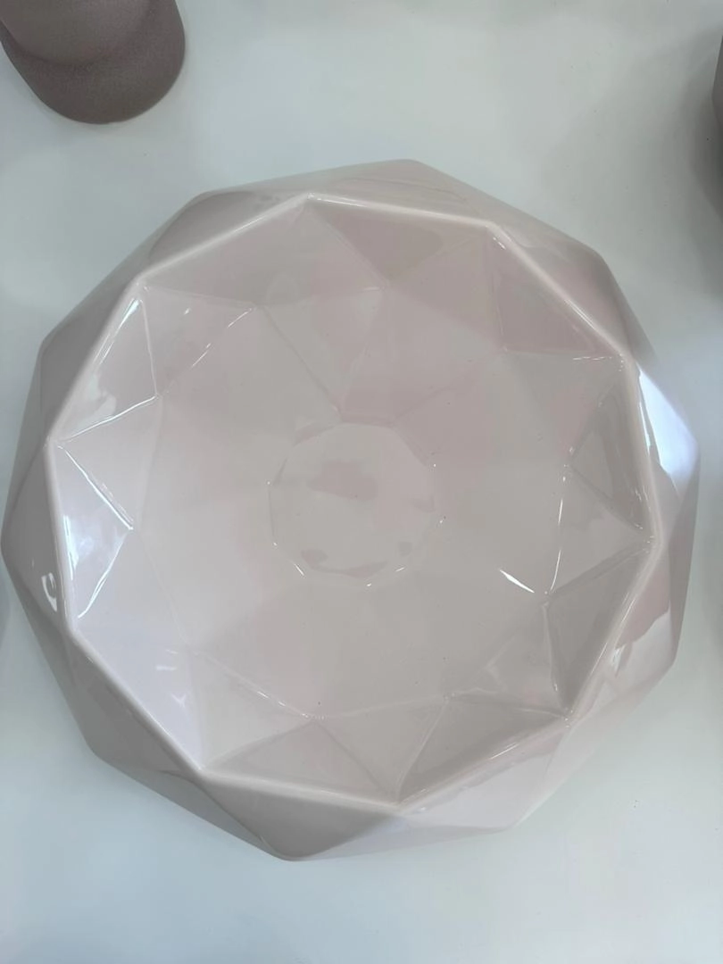 Cut Centerpiece Tea Pink Glossy