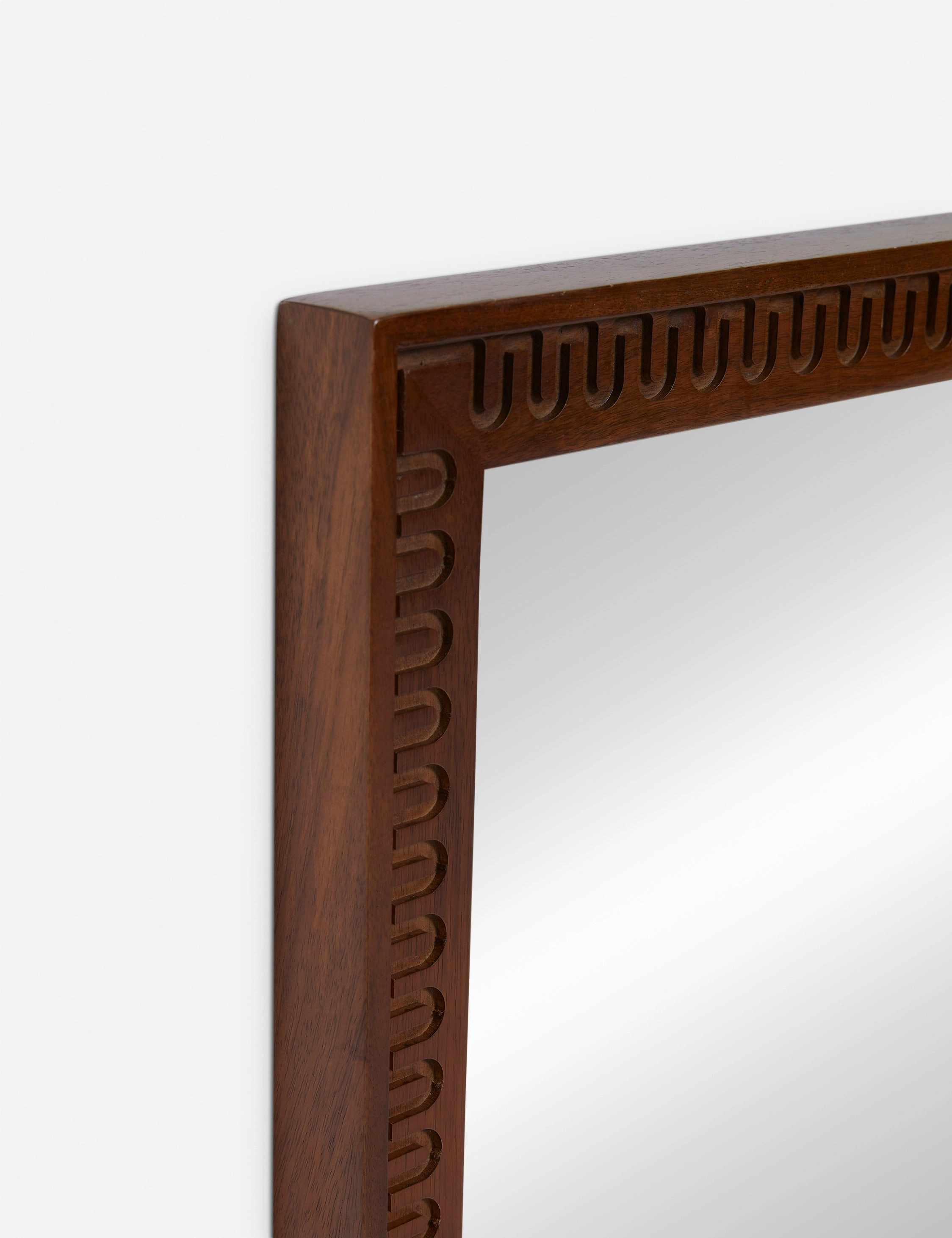 Dane Mirror