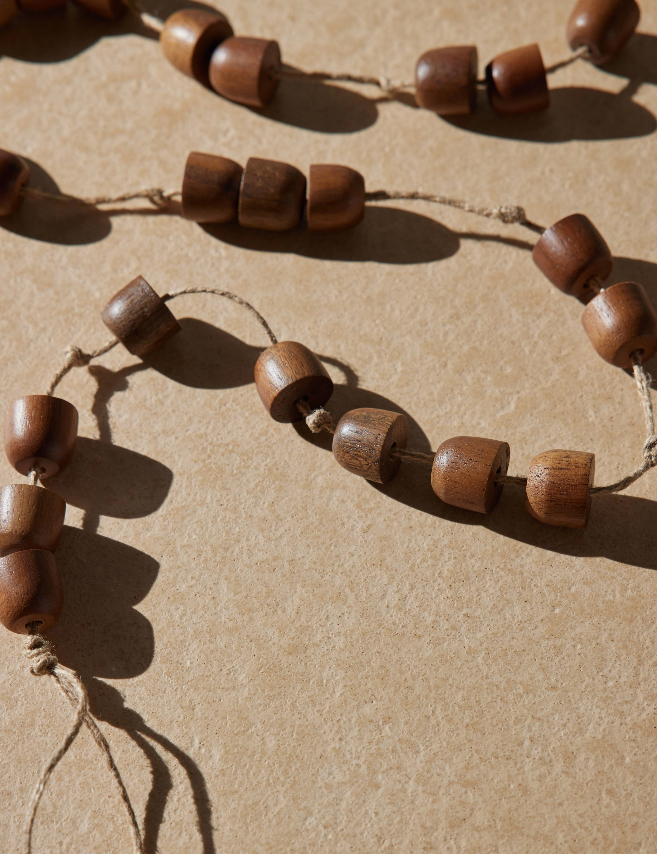 Danna Wood Garland